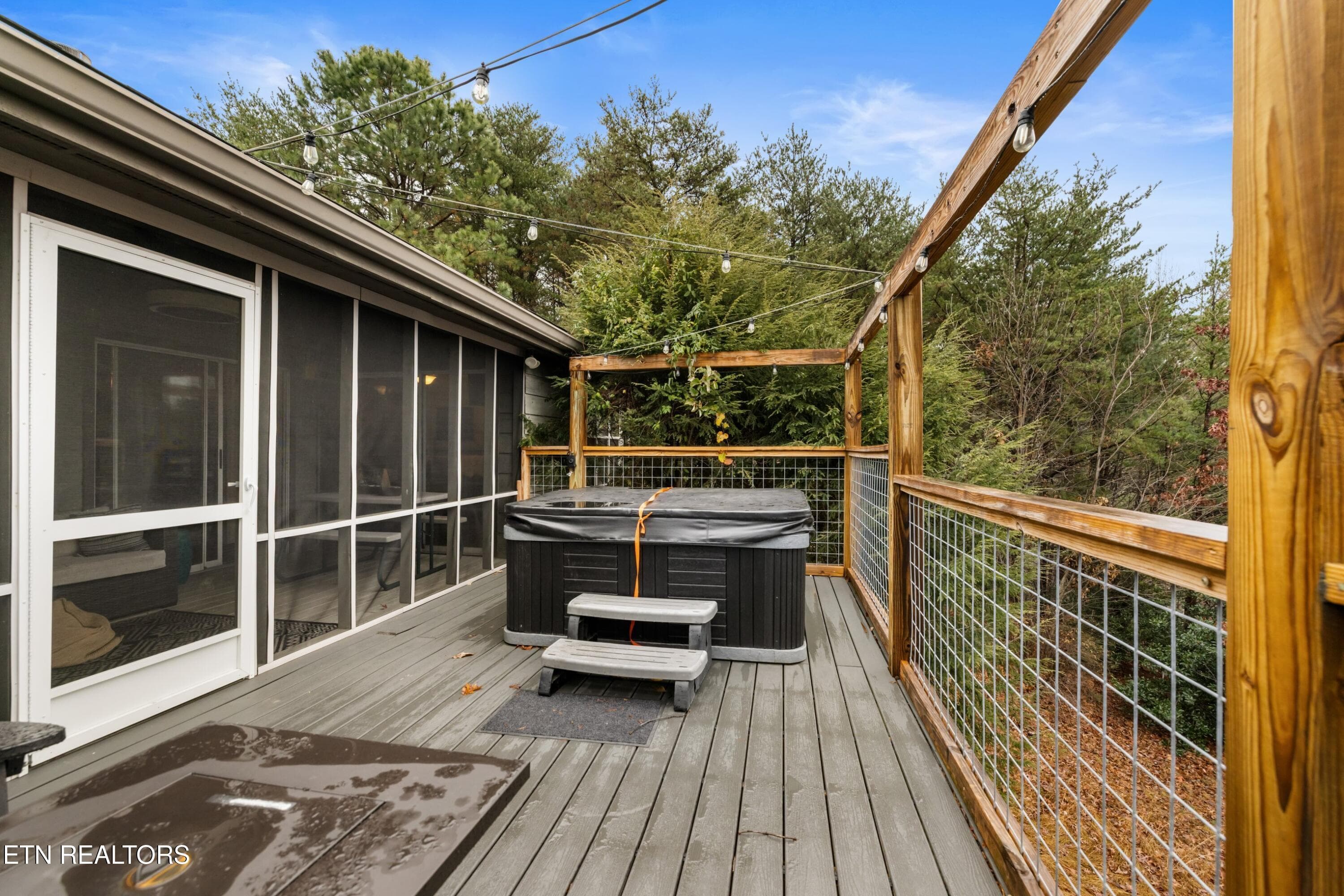 017-550SassafrasTrail-Sevierville-TN-378 - 550 Sassafras Tr, Pigeon Forge, TN 37876