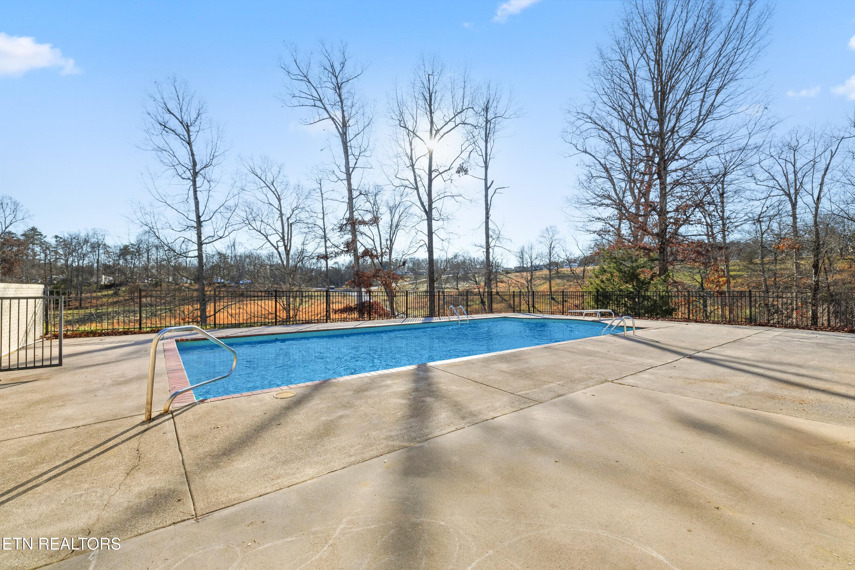 POOL - 8002 Jackson Bend Rd, Lenoir City, TN 37772