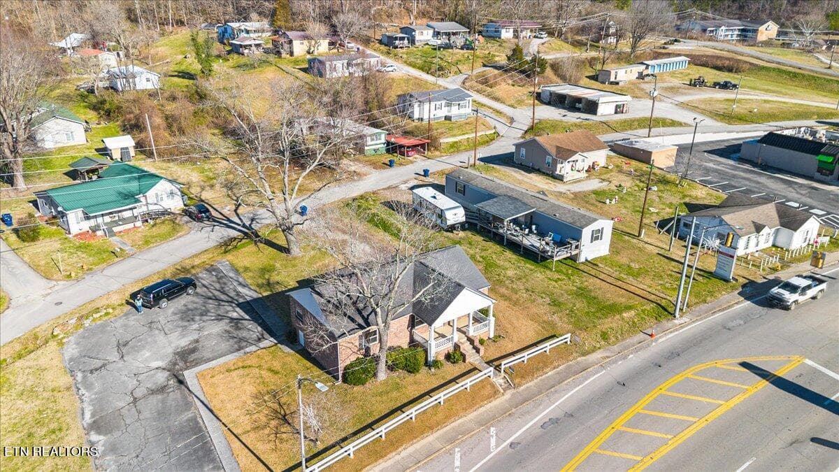 33-5th St - 1171 5Th St, Jellico, TN 37762
