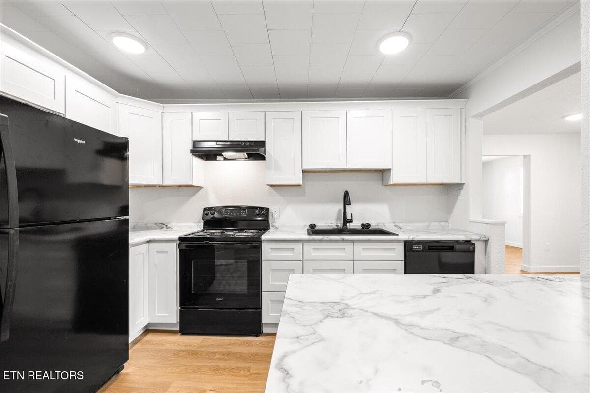 09-5th St - 1171 5Th St, Jellico, TN 37762