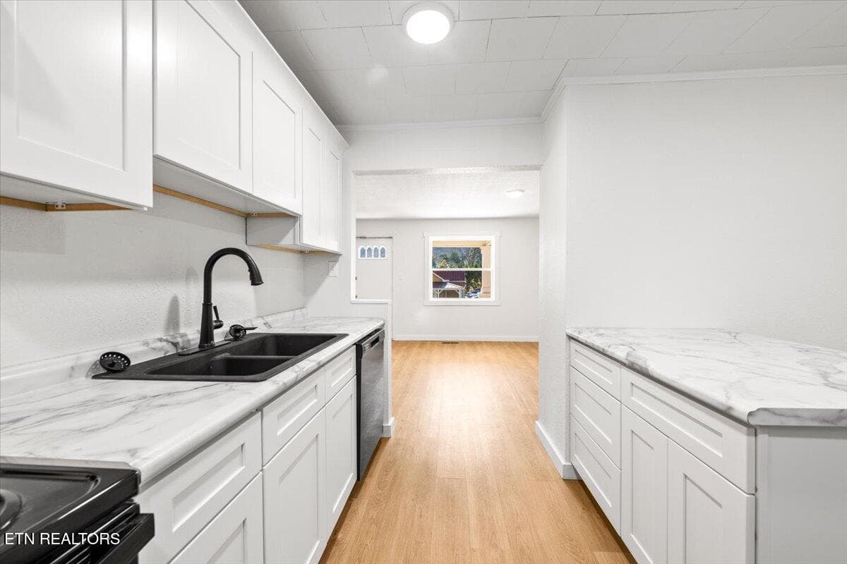 06-5th St - 1171 5Th St, Jellico, TN 37762