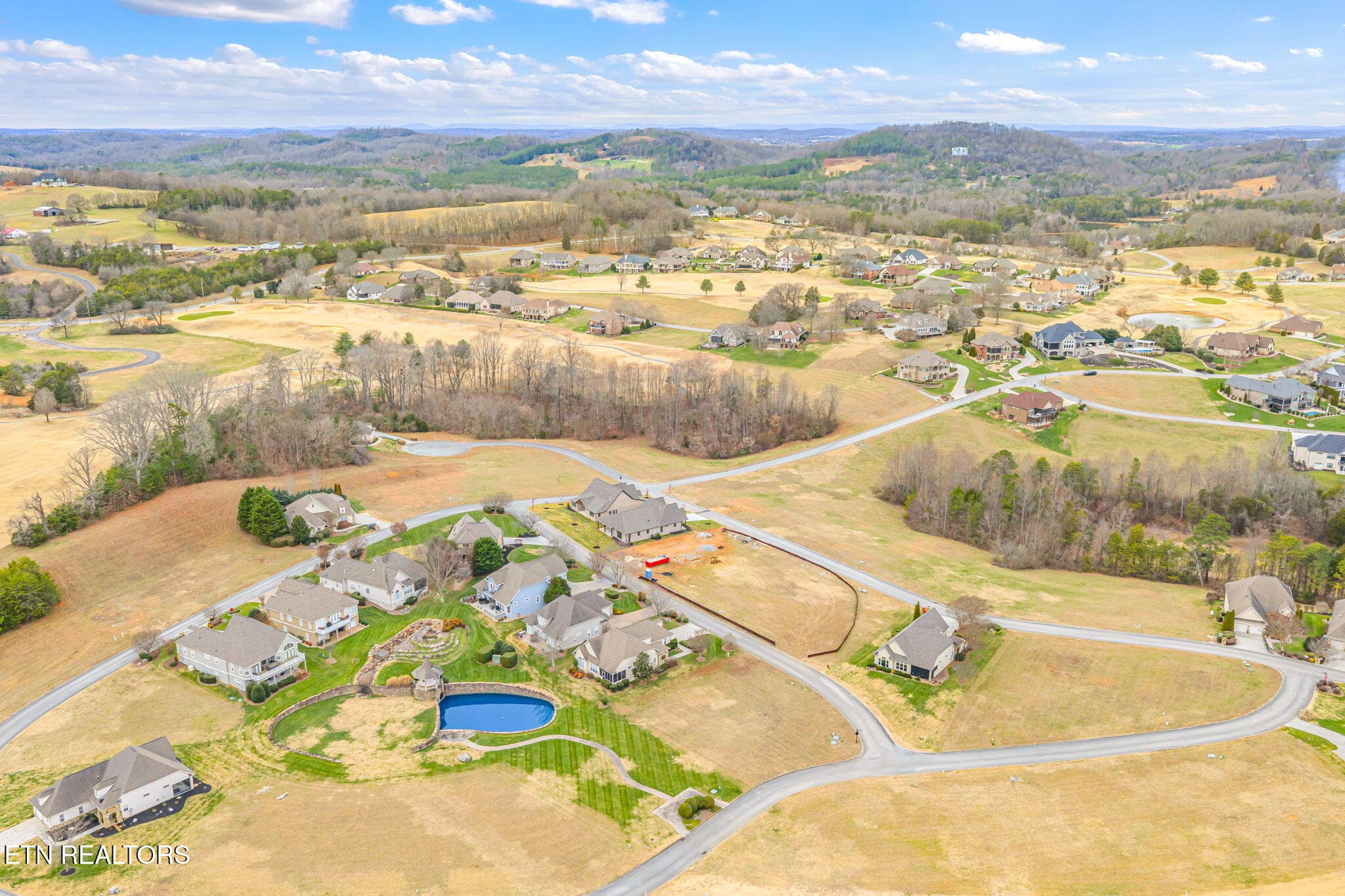 54-web-or-mls-204 Goldcrest Drive-54 - 204 Goldcrest Drive, Vonore, TN 37885