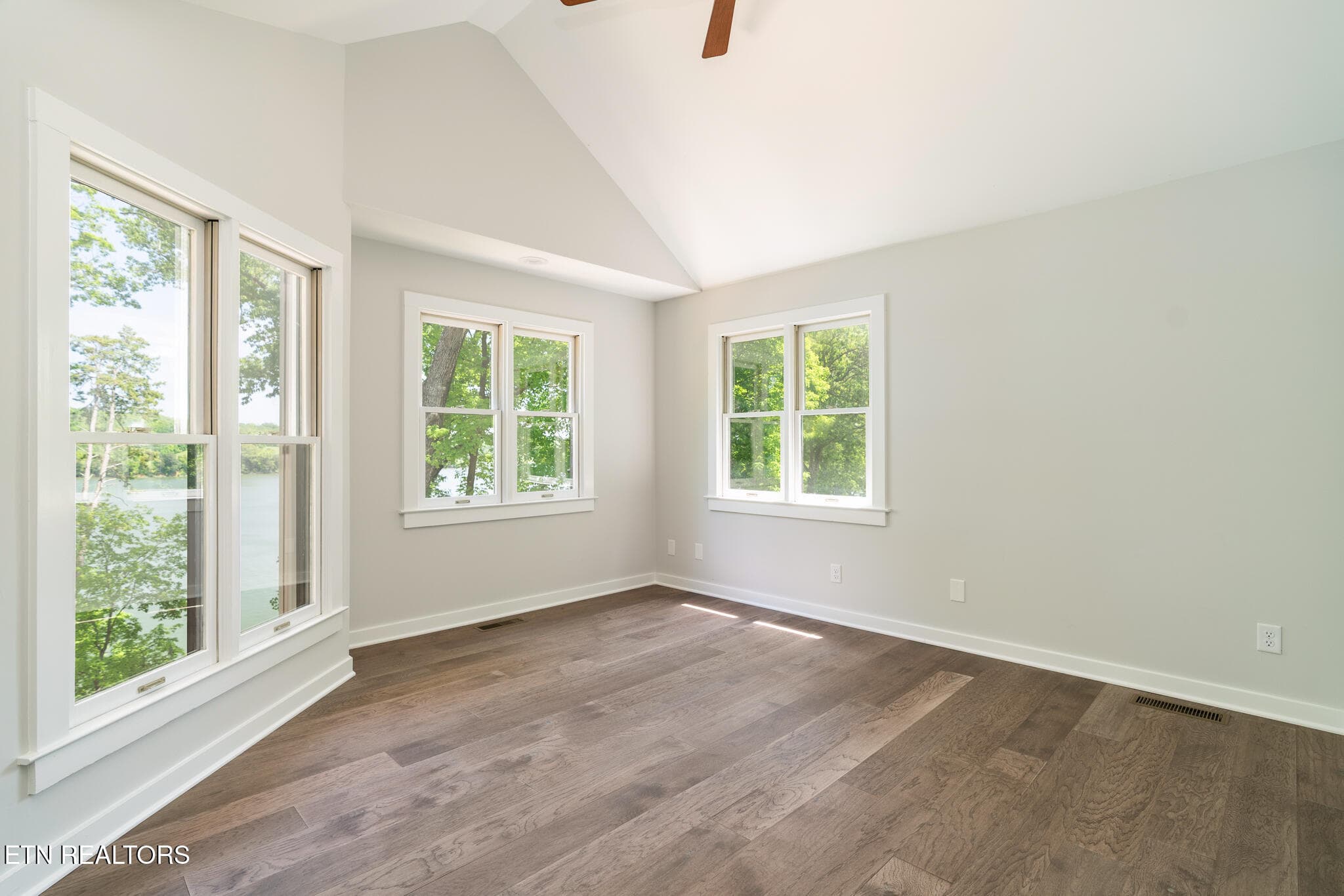 untitled-17 - 4042 Riverpoint Way, Louisville, TN 37777, Louisville