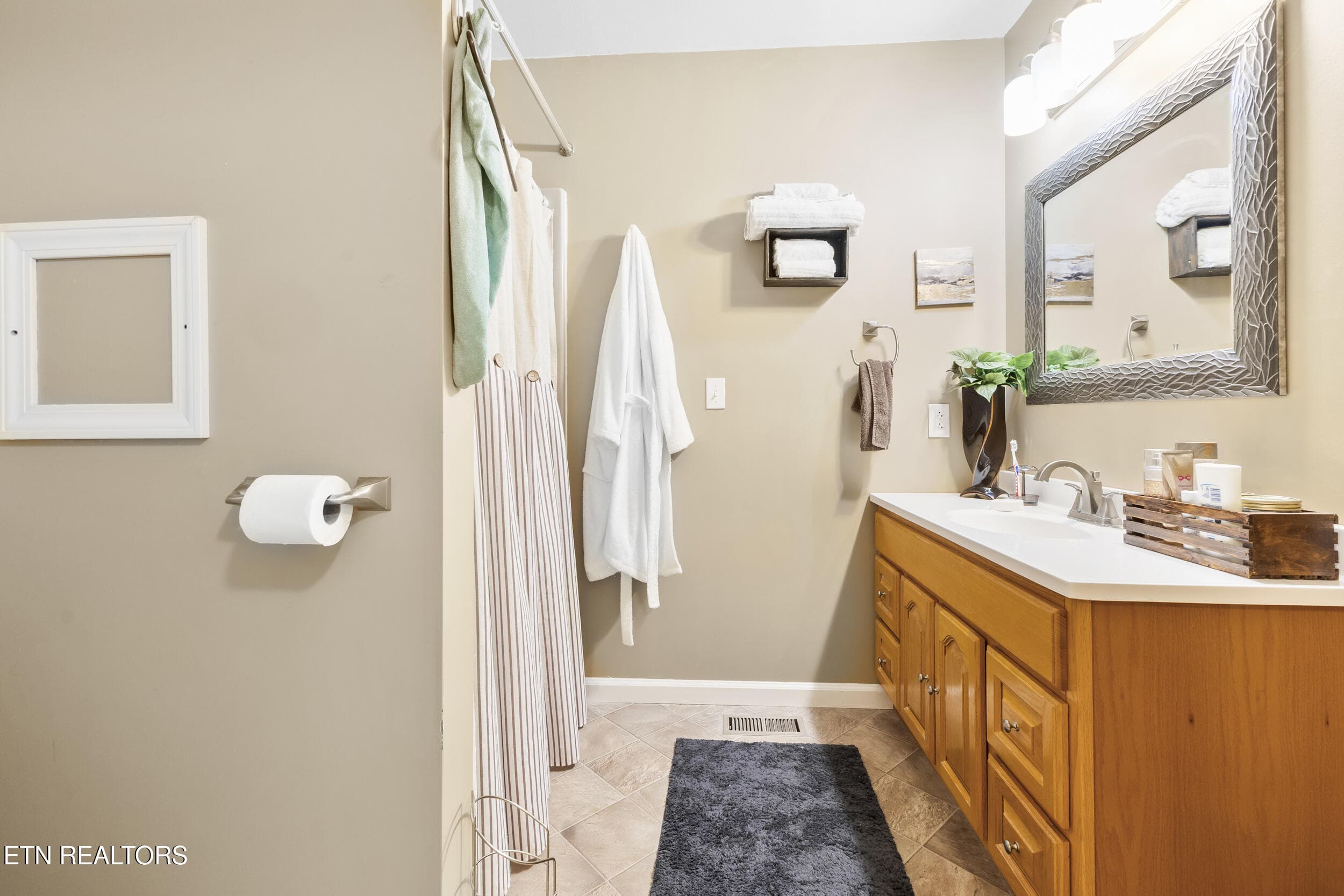 IMG_4049 - 370 Vannoy Rd, Tazewell, TN 37879