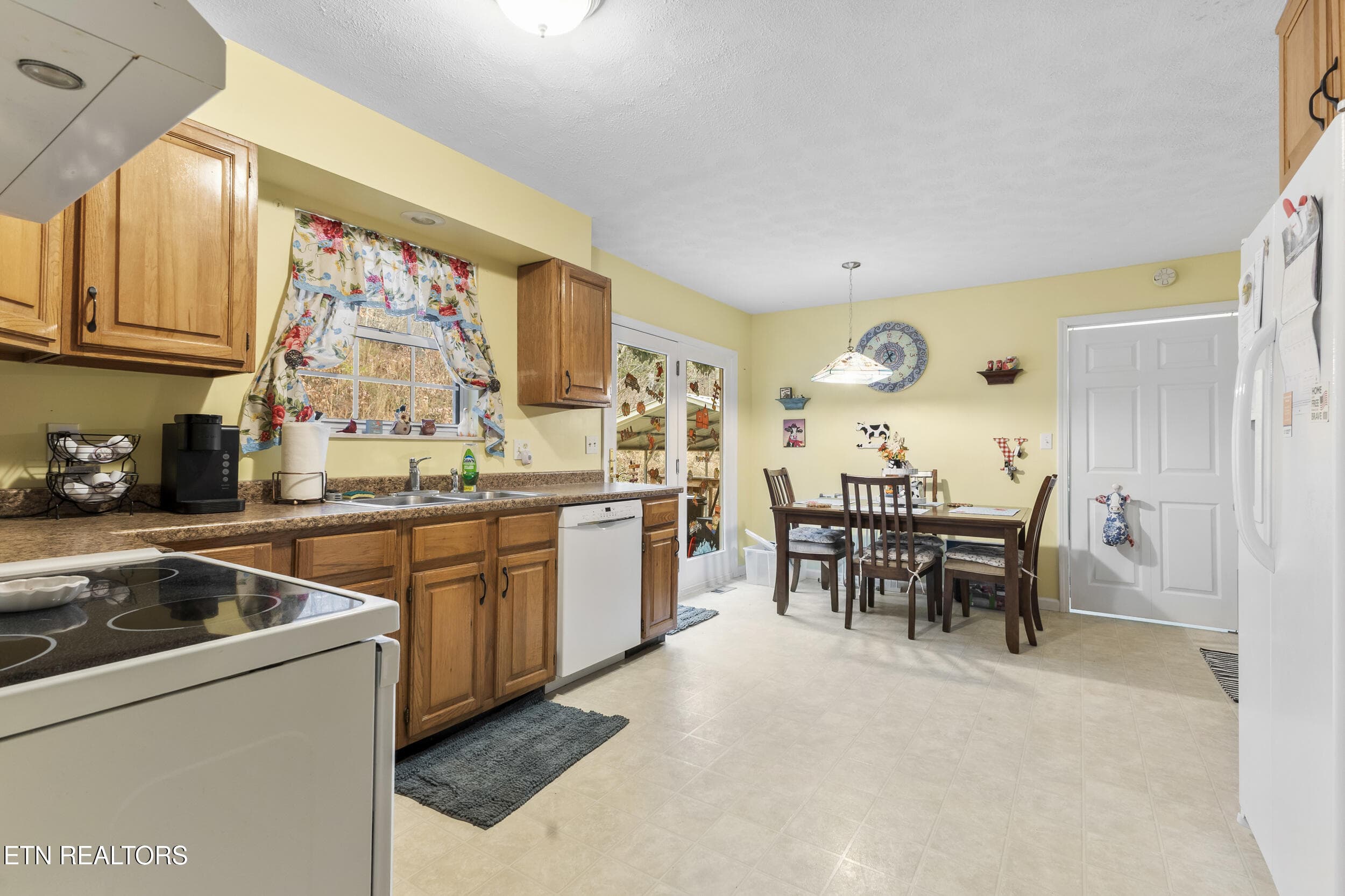 IMG_4214 - 370 Vannoy Rd, Tazewell, TN 37879