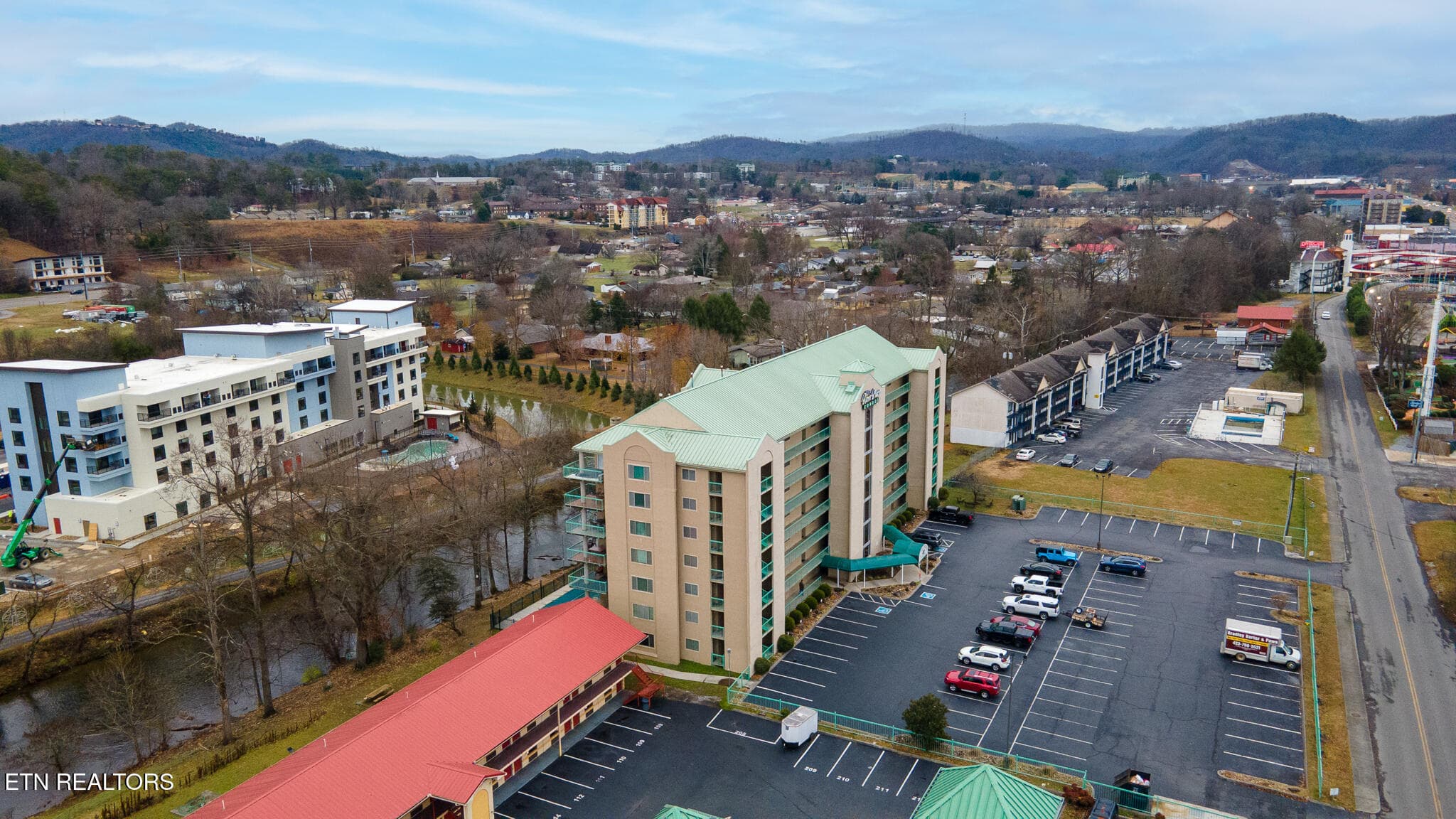 3215 N. River Rd Unit 503 - Pigeon Forge - 3215 N River Rd 503, Pigeon Forge, TN 37863