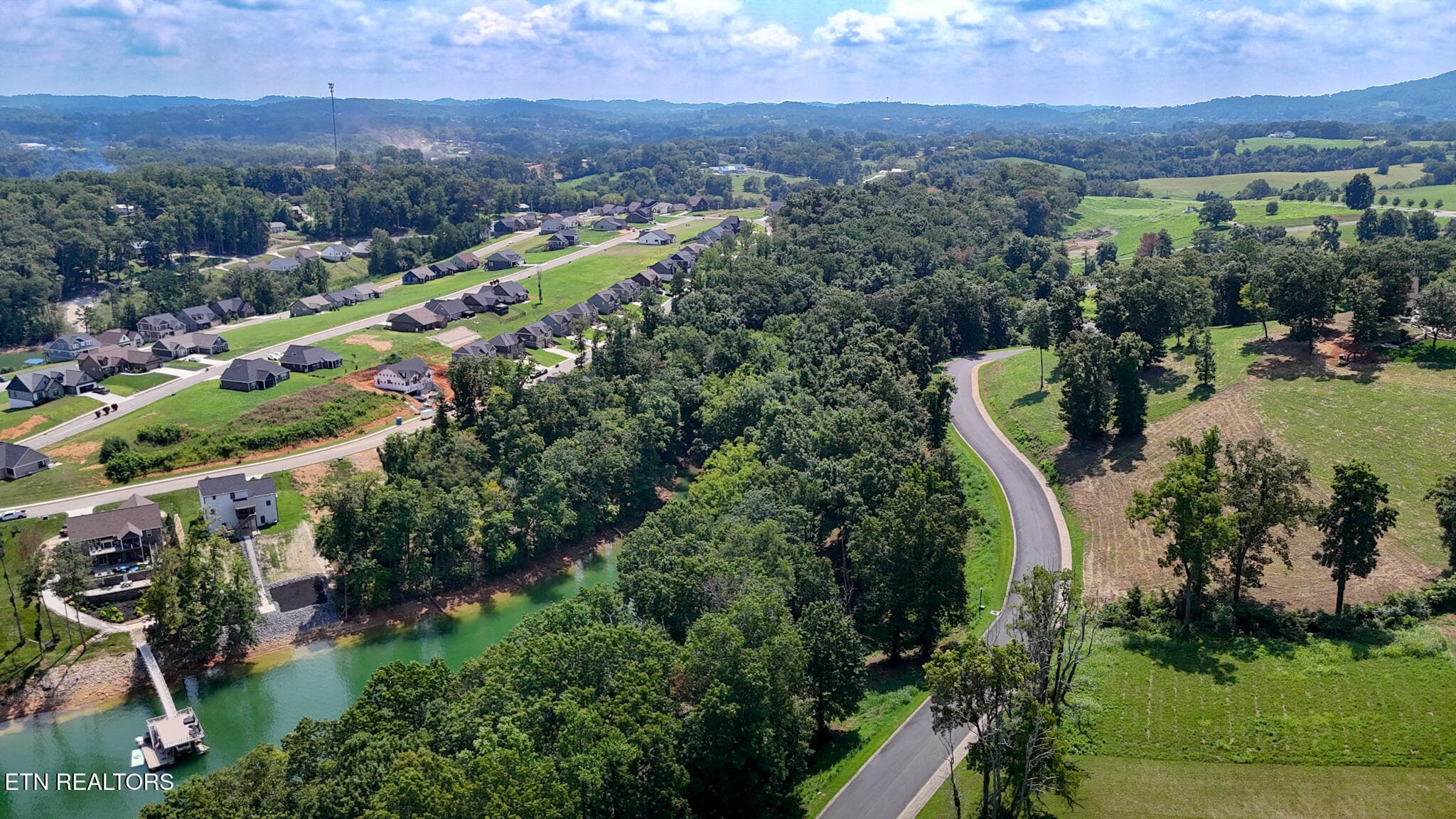 dji_fly_20250820_141104_0066_17557222927 - 2093 Edgewater Sound, Morristown, TN 37814