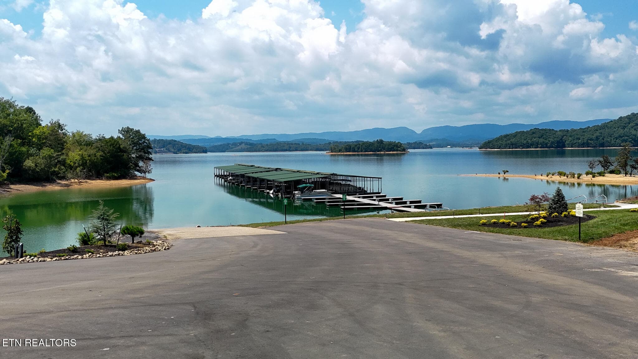 dji_fly_20250820_142730_0083_17557222865 - 2093 Edgewater Sound, Morristown, TN 37814
