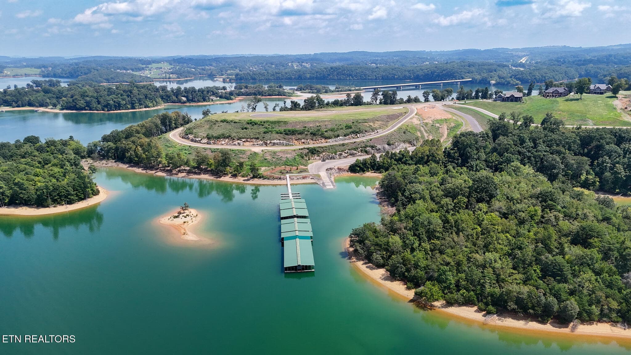 dji_fly_20250820_142930_0086_17557222408 - 2093 Edgewater Sound, Morristown, TN 37814