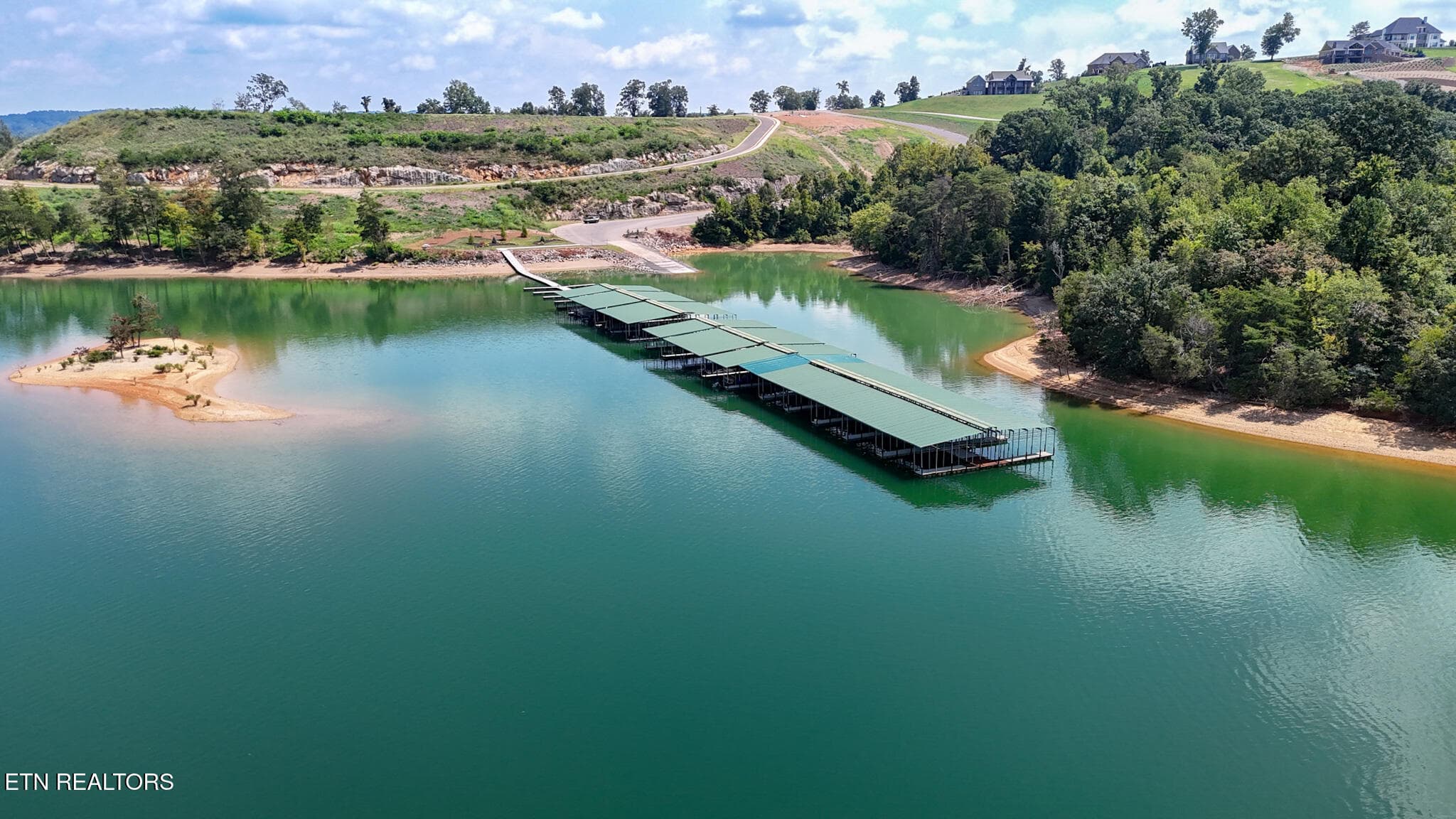 dji_fly_20250820_142950_0087_17557222405 - 2093 Edgewater Sound, Morristown, TN 37814