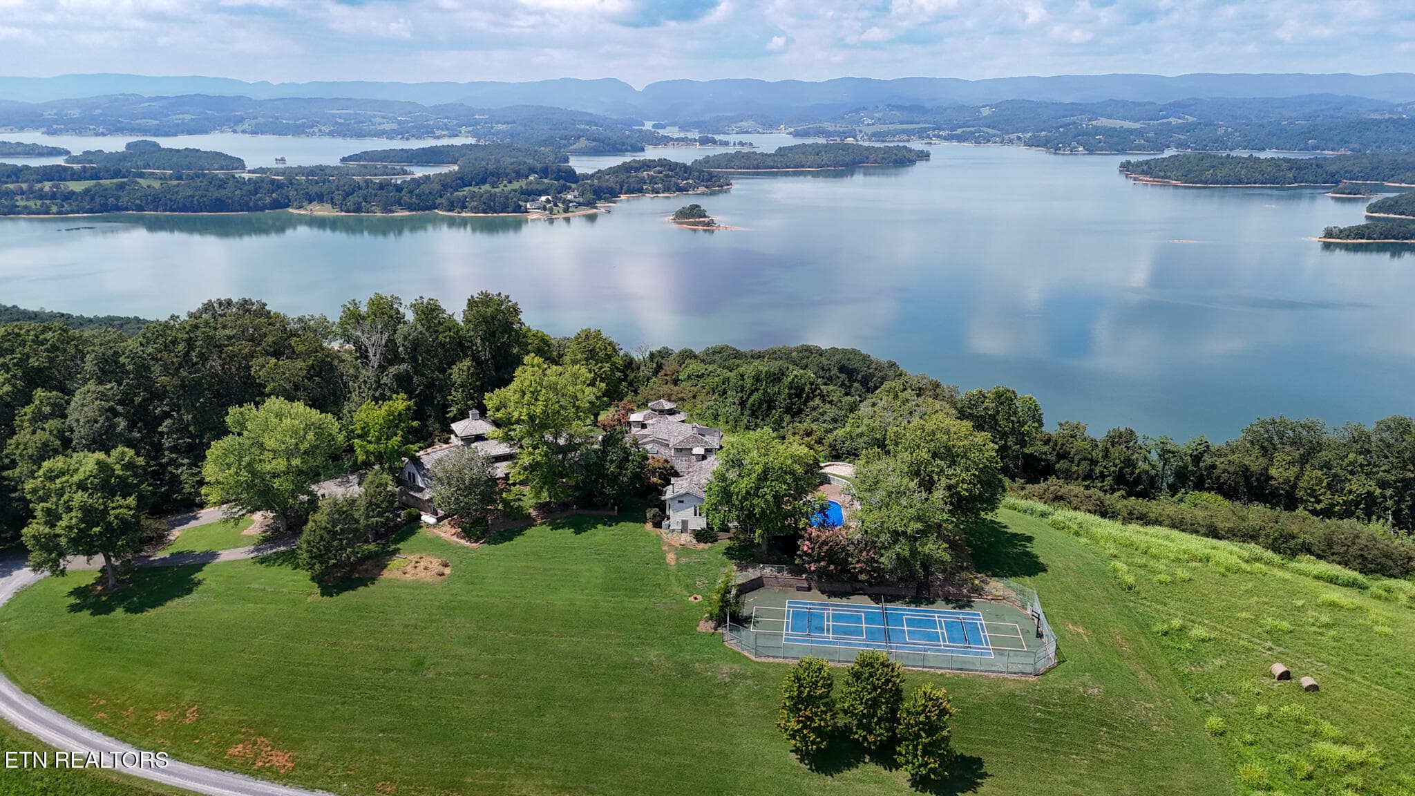 dji_fly_20250820_144150_0093_17557221909 - 2093 Edgewater Sound, Morristown, TN 37814
