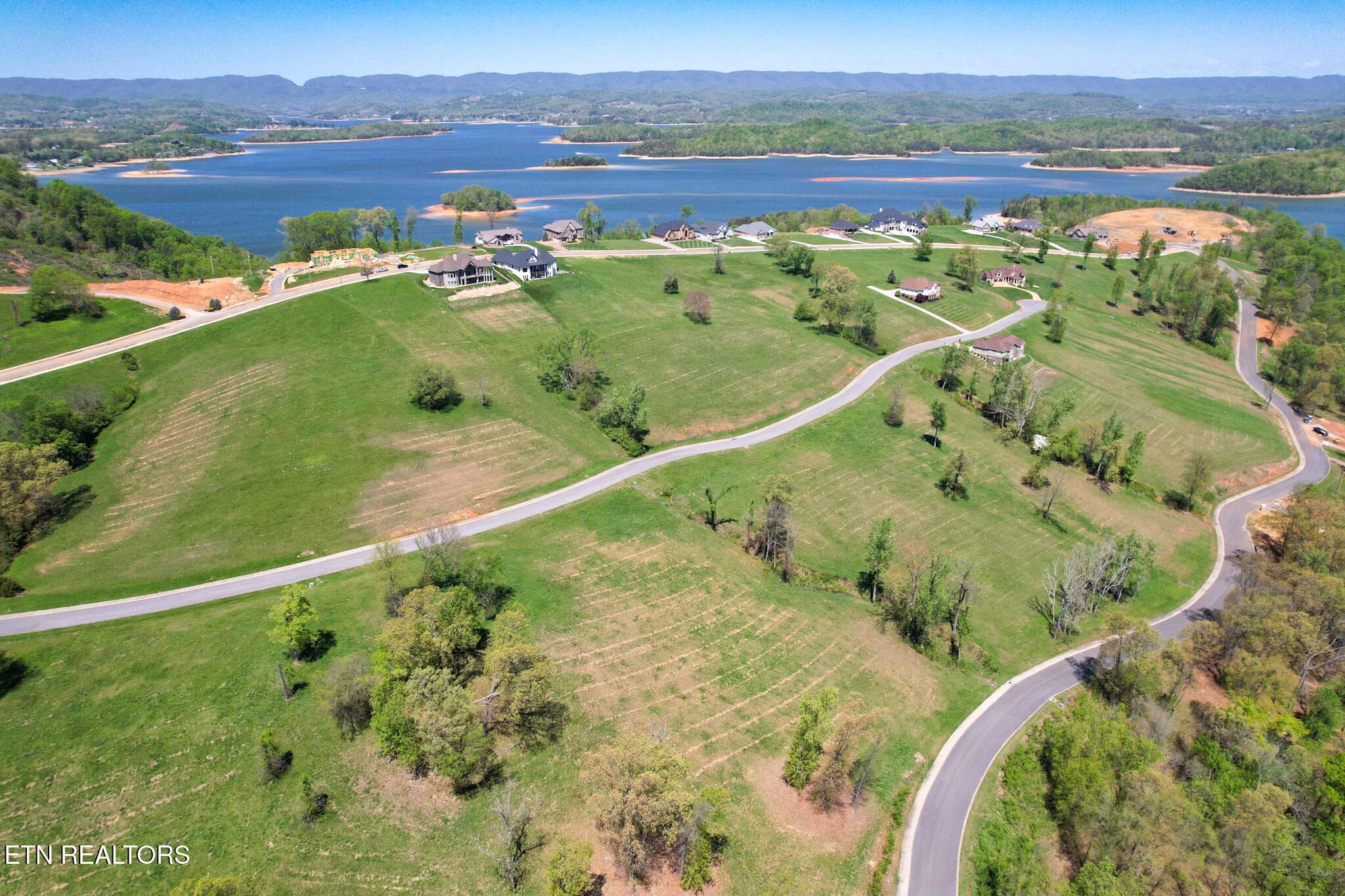 dji_fly_20230417_130234_516_168175105236 - 2093 Edgewater Sound, Morristown, TN 37814