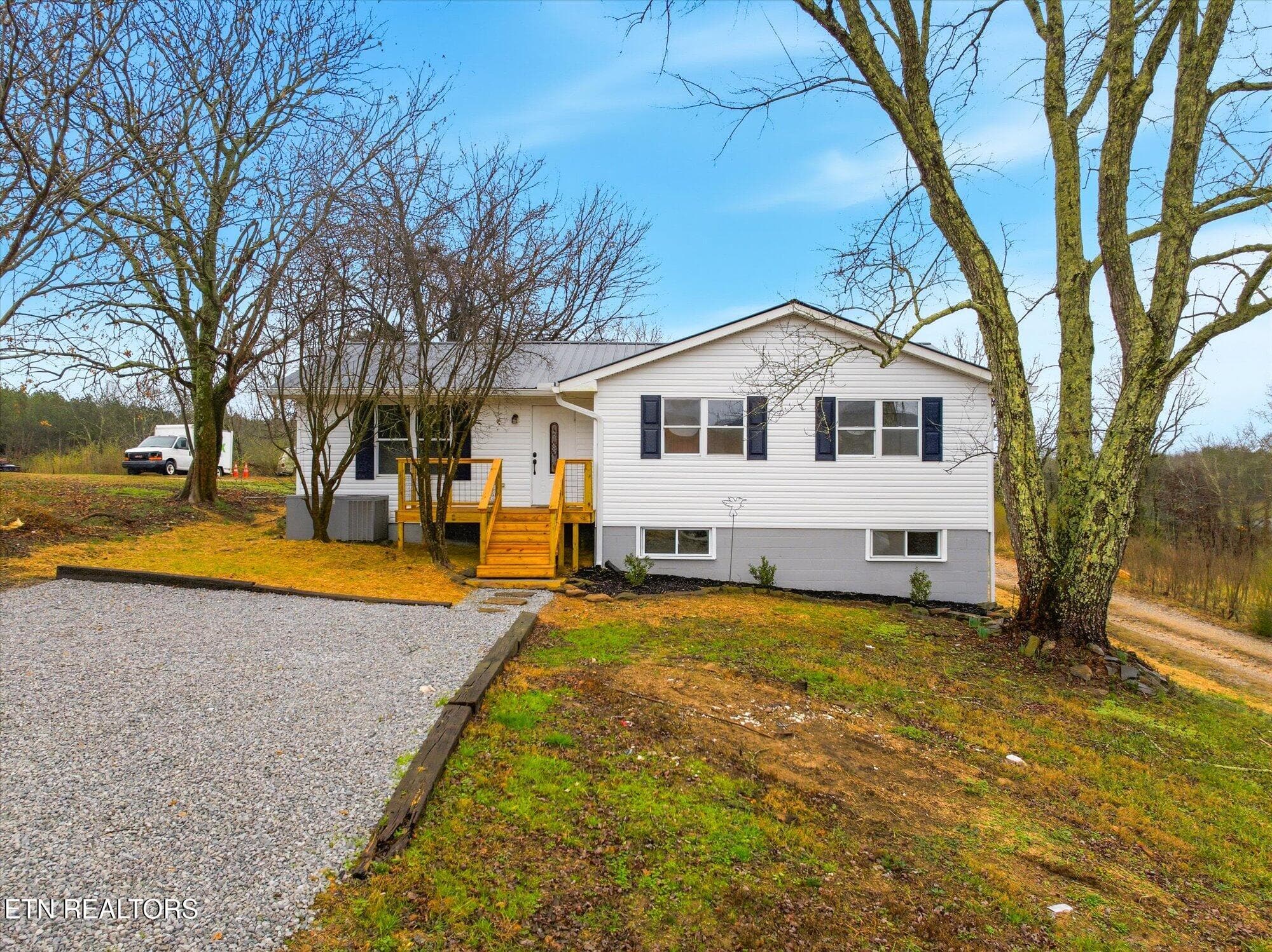 3034 Pete Worthington Rd, Evensville, TN 37332