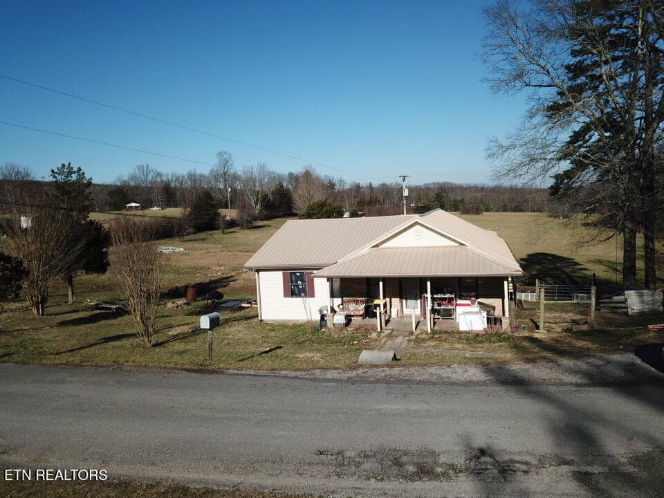 IMG_0910 - 1364 Happy Top Rd, Grandview, TN 37337