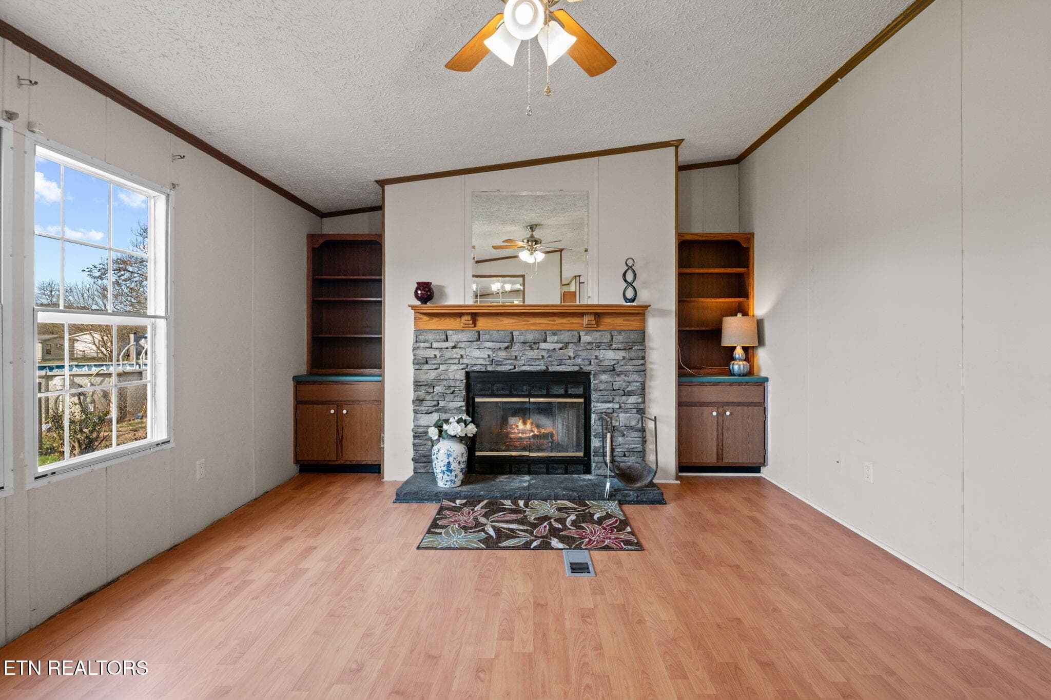 11-web-or-mls-1009 Ridge View-6161 - 1009 Ridge View Rd, Maryville, TN 37801, Maryville