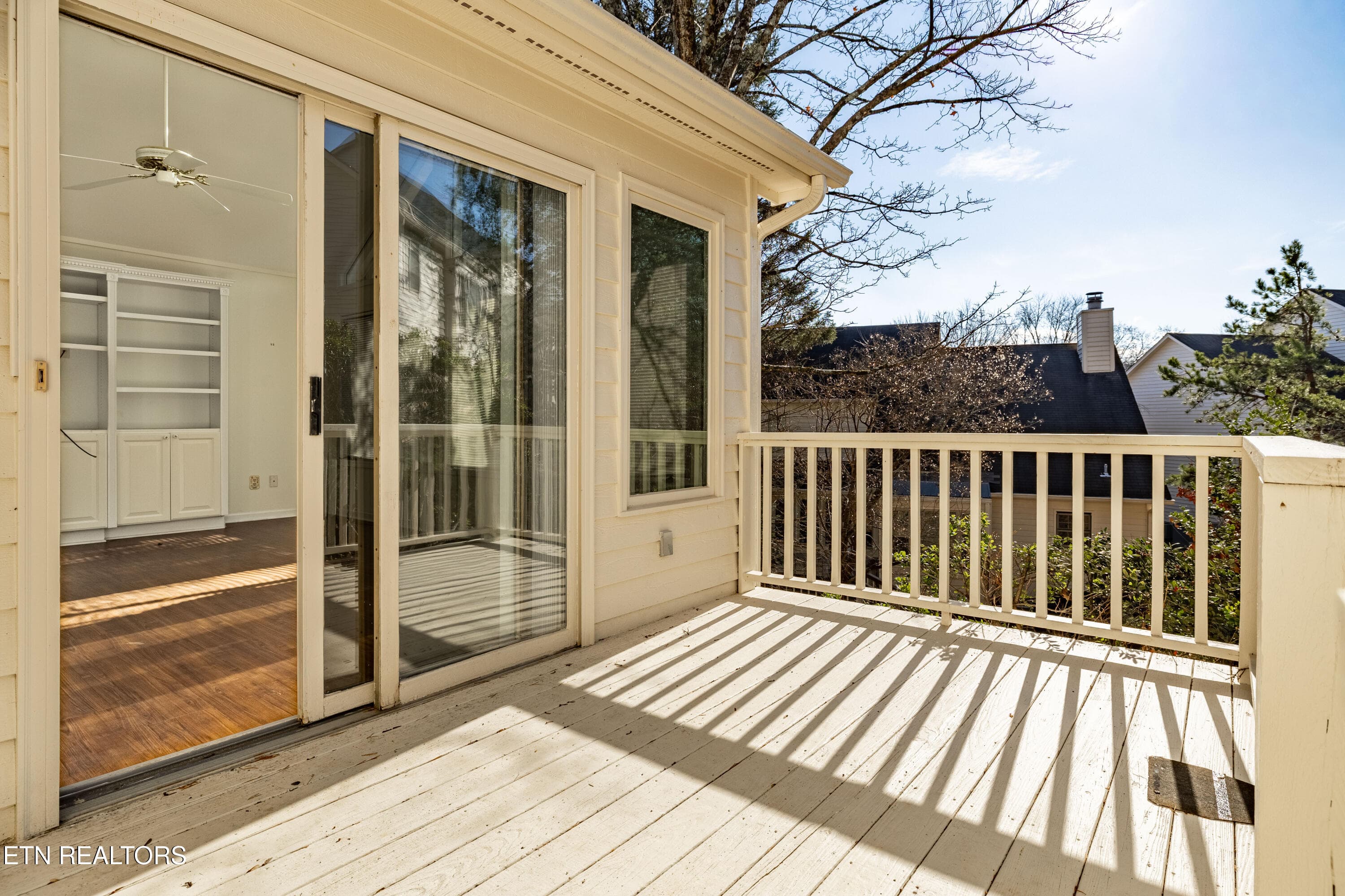 Outdoor deck from SunroomnnshireDr-45 - 905 Glennshire Drive, Knoxville, TN 37923, Knoxville