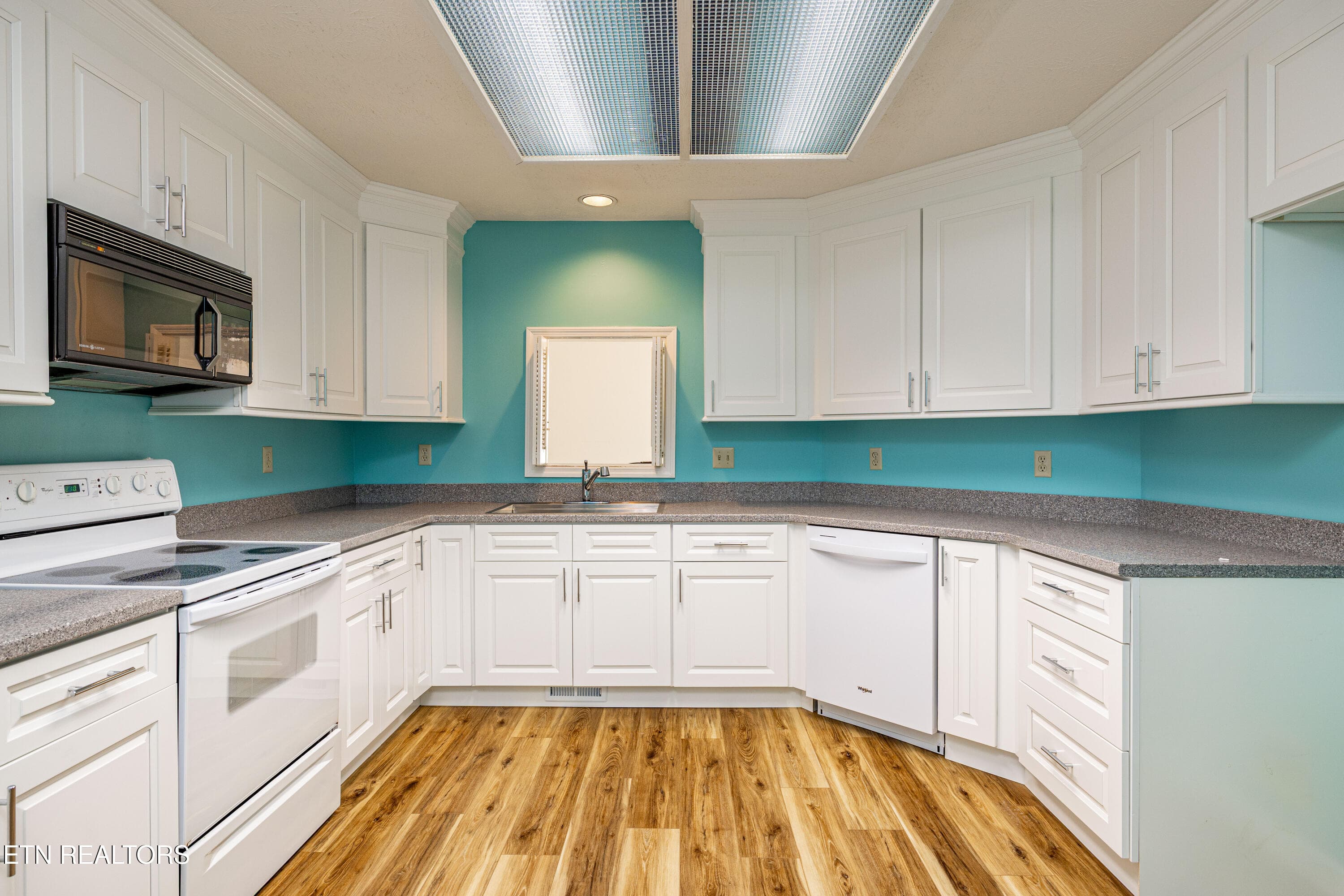 905GlennshireDr-17 - 905 Glennshire Drive, Knoxville, TN 37923, Knoxville