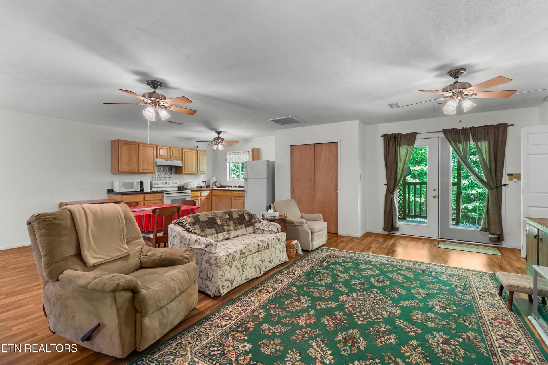 088-236BeechStreet-Sneedville-TN-37869-S - 236 Beech St, Sneedville, TN 37869