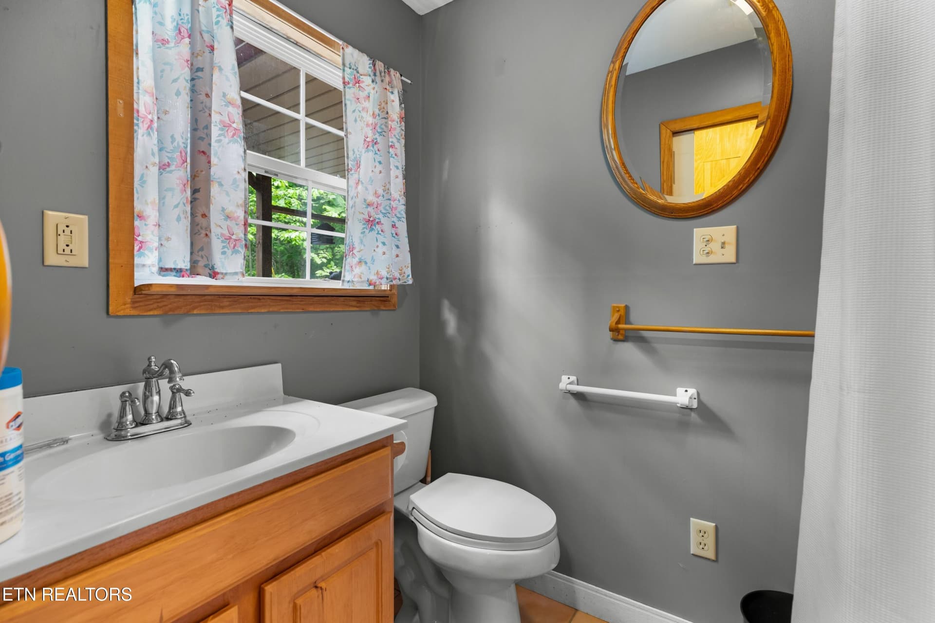 097-236BeechStreet-Sneedville-TN-37869-S - 236 Beech St, Sneedville, TN 37869