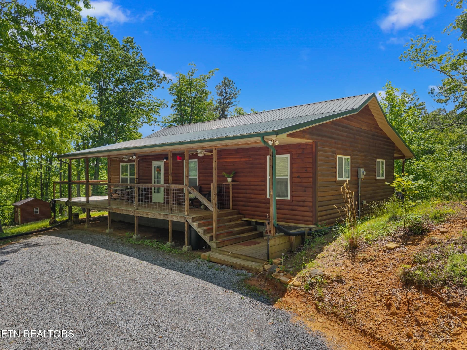 009-236BeechStreet-Sneedville-TN-37869-S - 236 Beech St, Sneedville, TN 37869