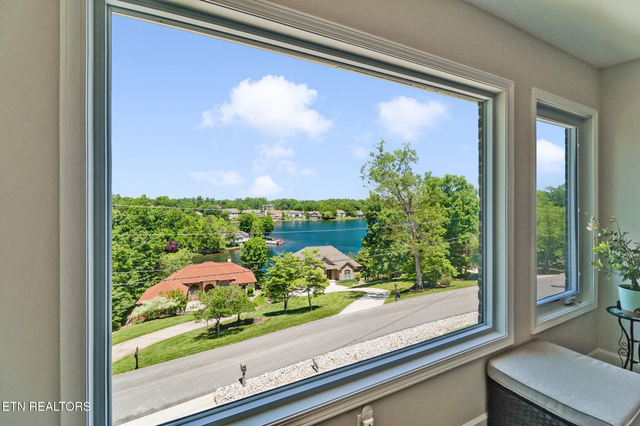 Sunroom - 38 Markham Terrace, Crossville, TN 38558
