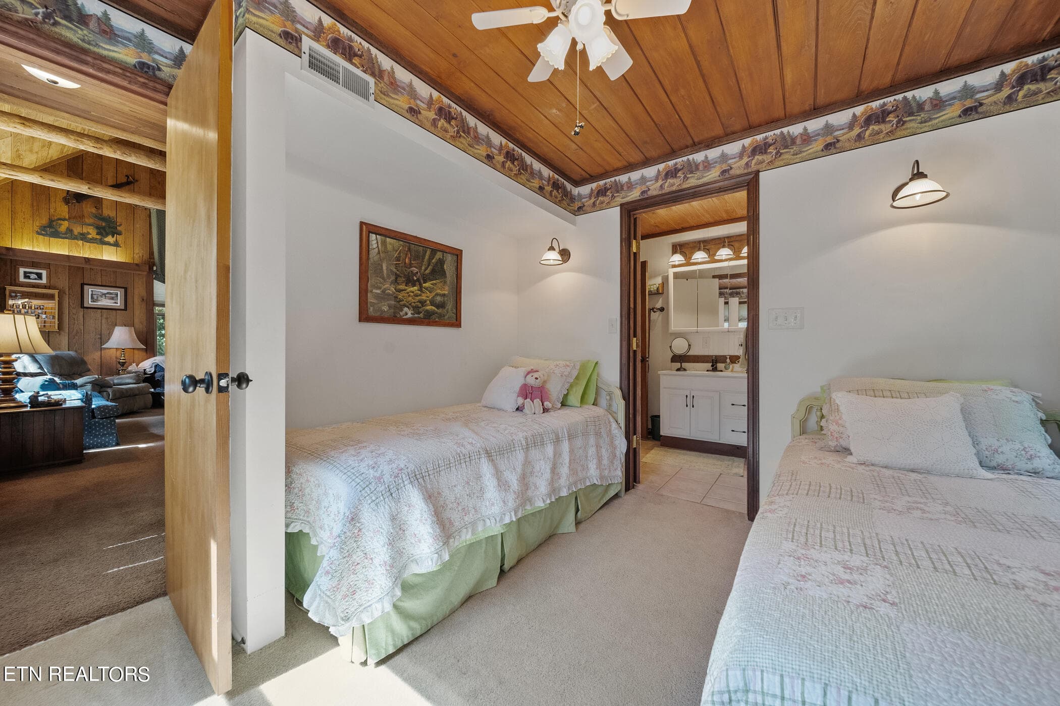 dsc05635 - 2840 Manker Way, Sevierville, TN 37862