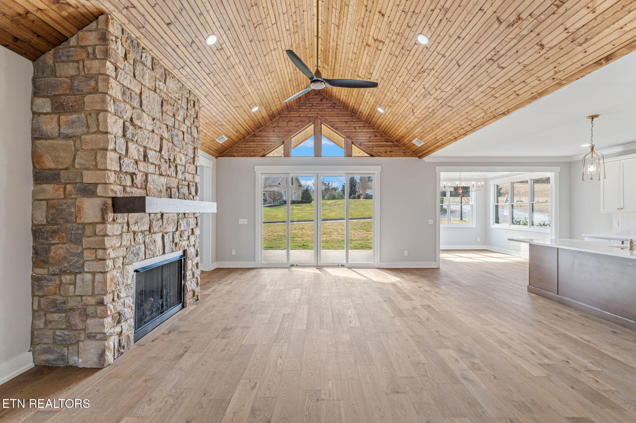 7-web-or-mls-206 Goldcrest Drive-8 - 200 Goldcrest Drive, Vonore, TN 37885