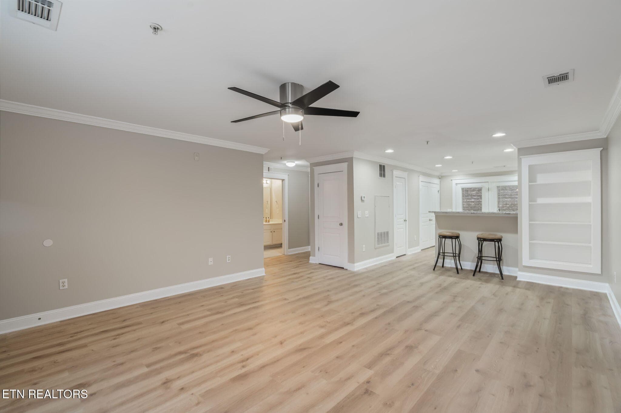 7-web-or-mls-3918 Cherokee Woods Way #10 - 3918 Cherokee Woods Way 104, Knoxville, TN 37920, Knoxville