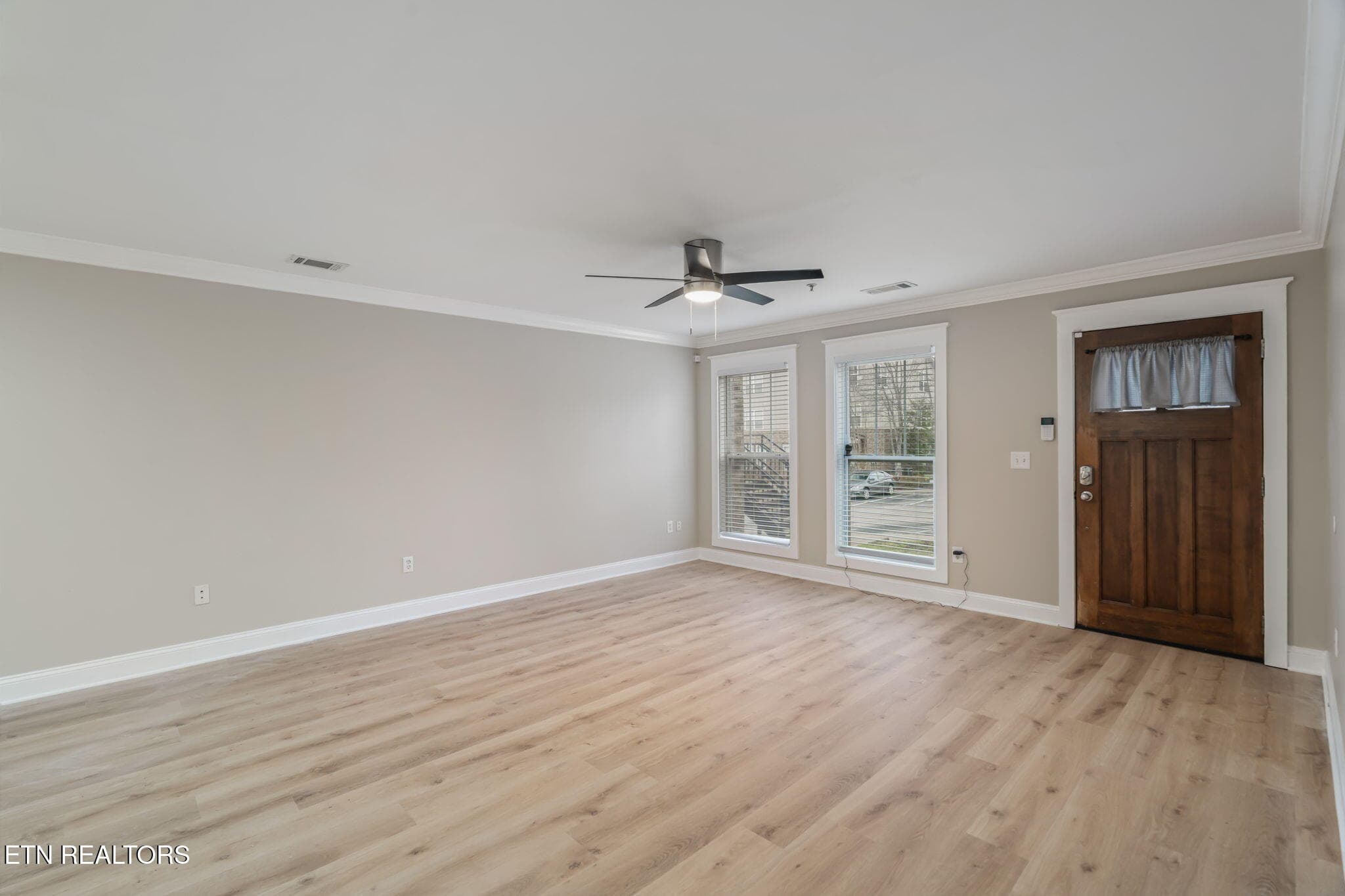 9-web-or-mls-3918 Cherokee Woods Way #10 - 3918 Cherokee Woods Way 104, Knoxville, TN 37920, Knoxville