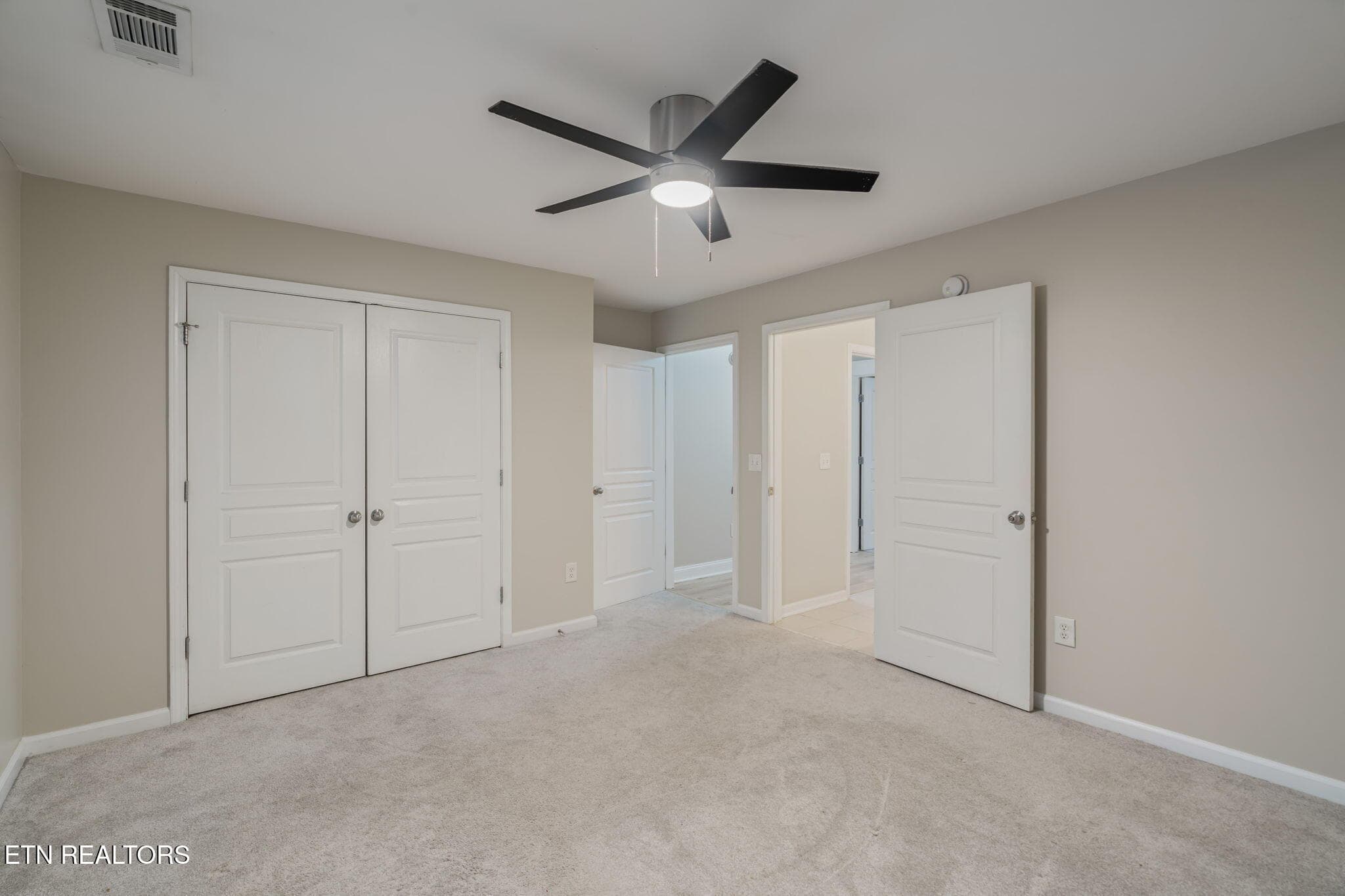 19-web-or-mls-3918 Cherokee Woods Way #1 - 3918 Cherokee Woods Way 104, Knoxville, TN 37920, Knoxville