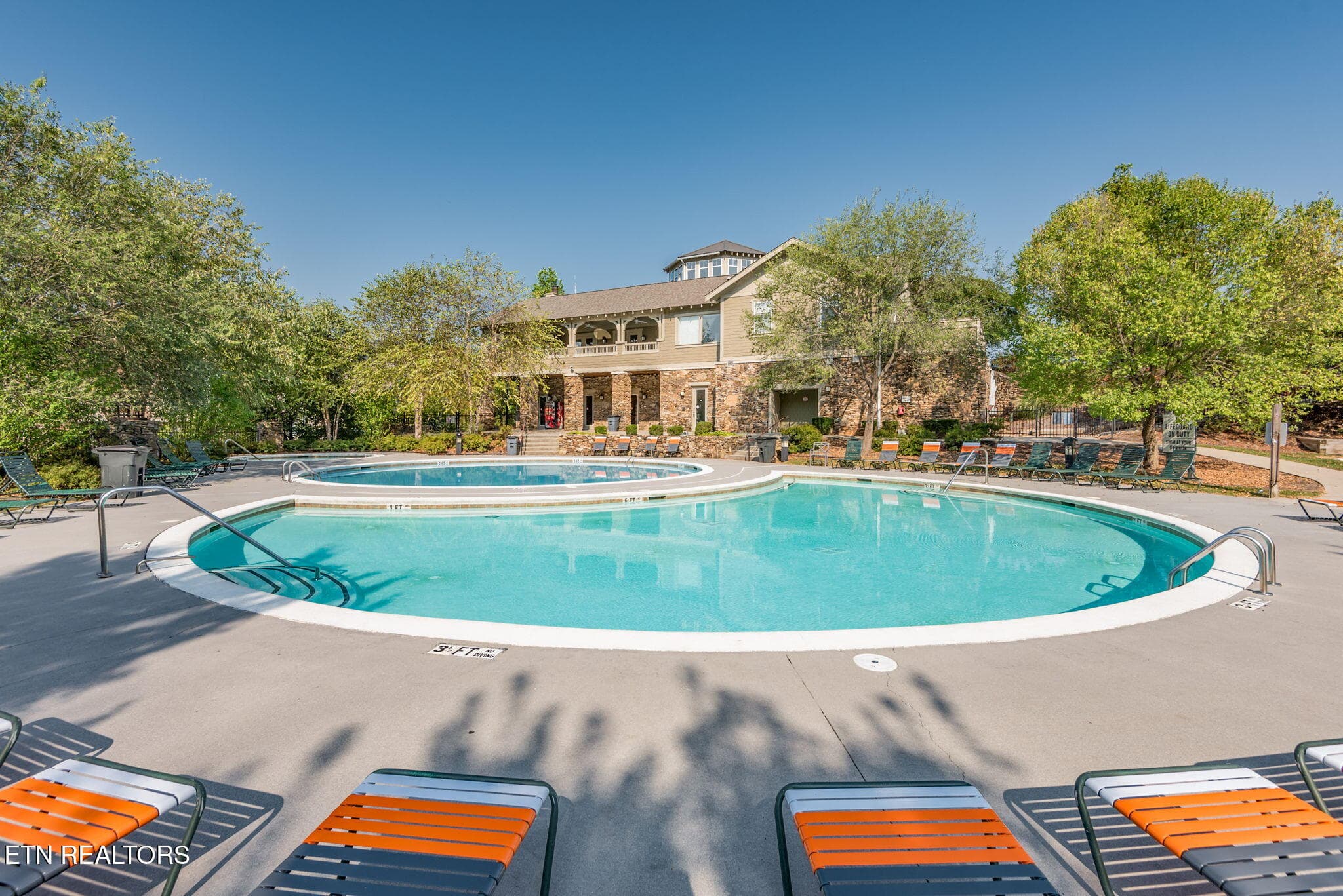 37-web-or-mls-The Woodlands-16 - 3918 Cherokee Woods Way 104, Knoxville, TN 37920, Knoxville