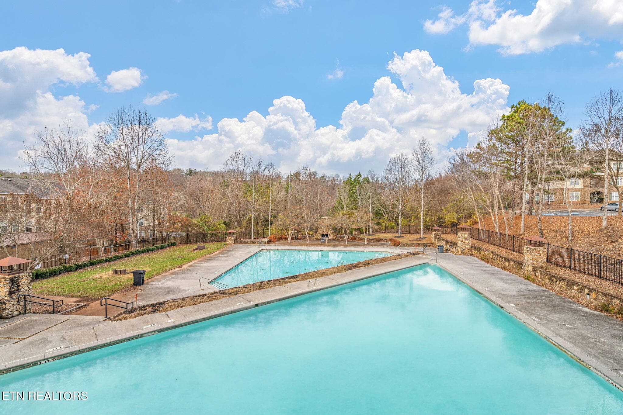 41-web-or-mls-The Woodlands-19 - 3918 Cherokee Woods Way 104, Knoxville, TN 37920, Knoxville