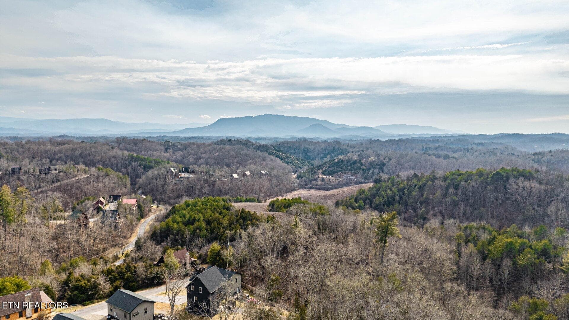 1771218902573_3zyw5h - 2104 Eagle Feather Drive, Sevierville, TN 37876