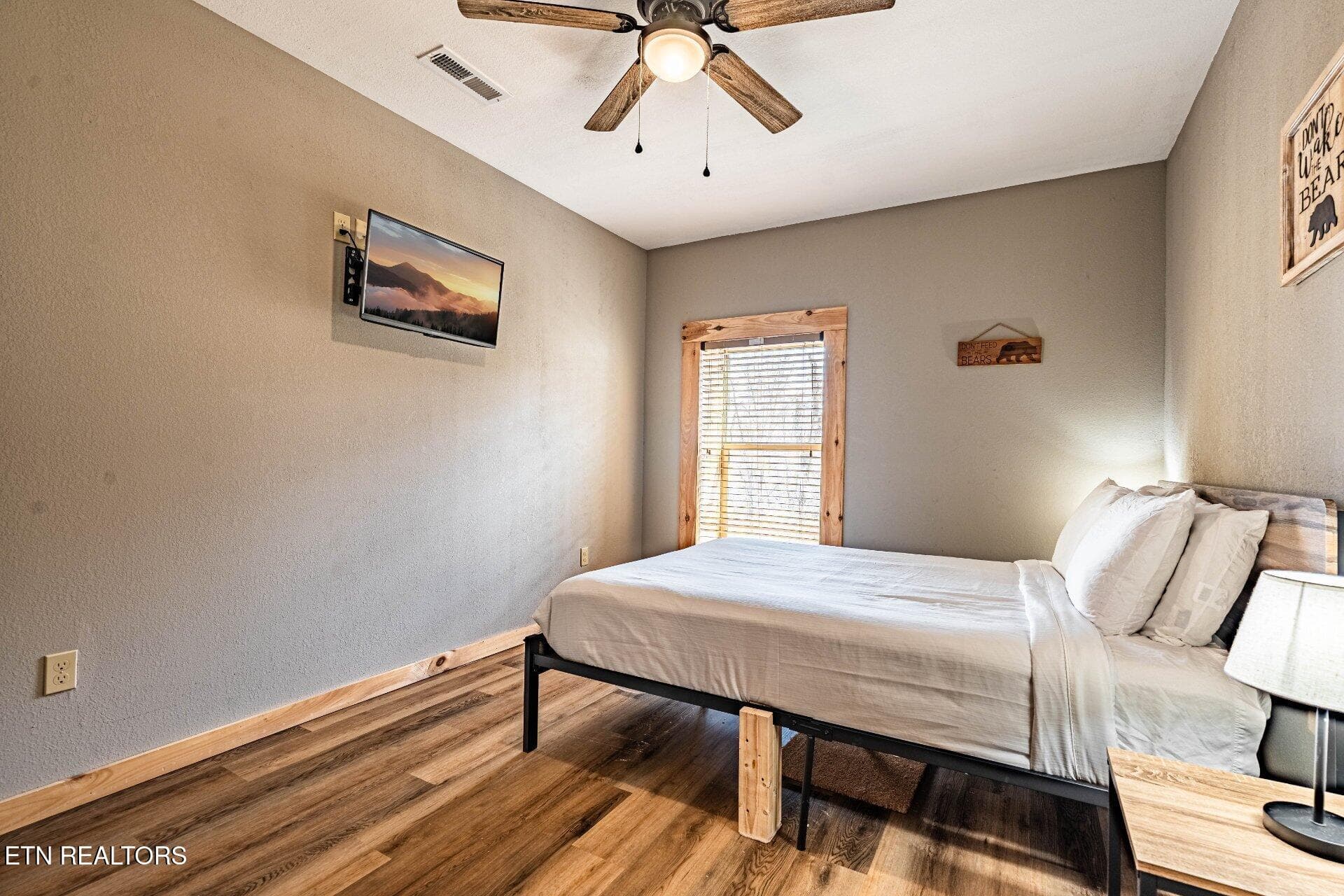 1771218913720_k21oll - 2104 Eagle Feather Drive, Sevierville, TN 37876