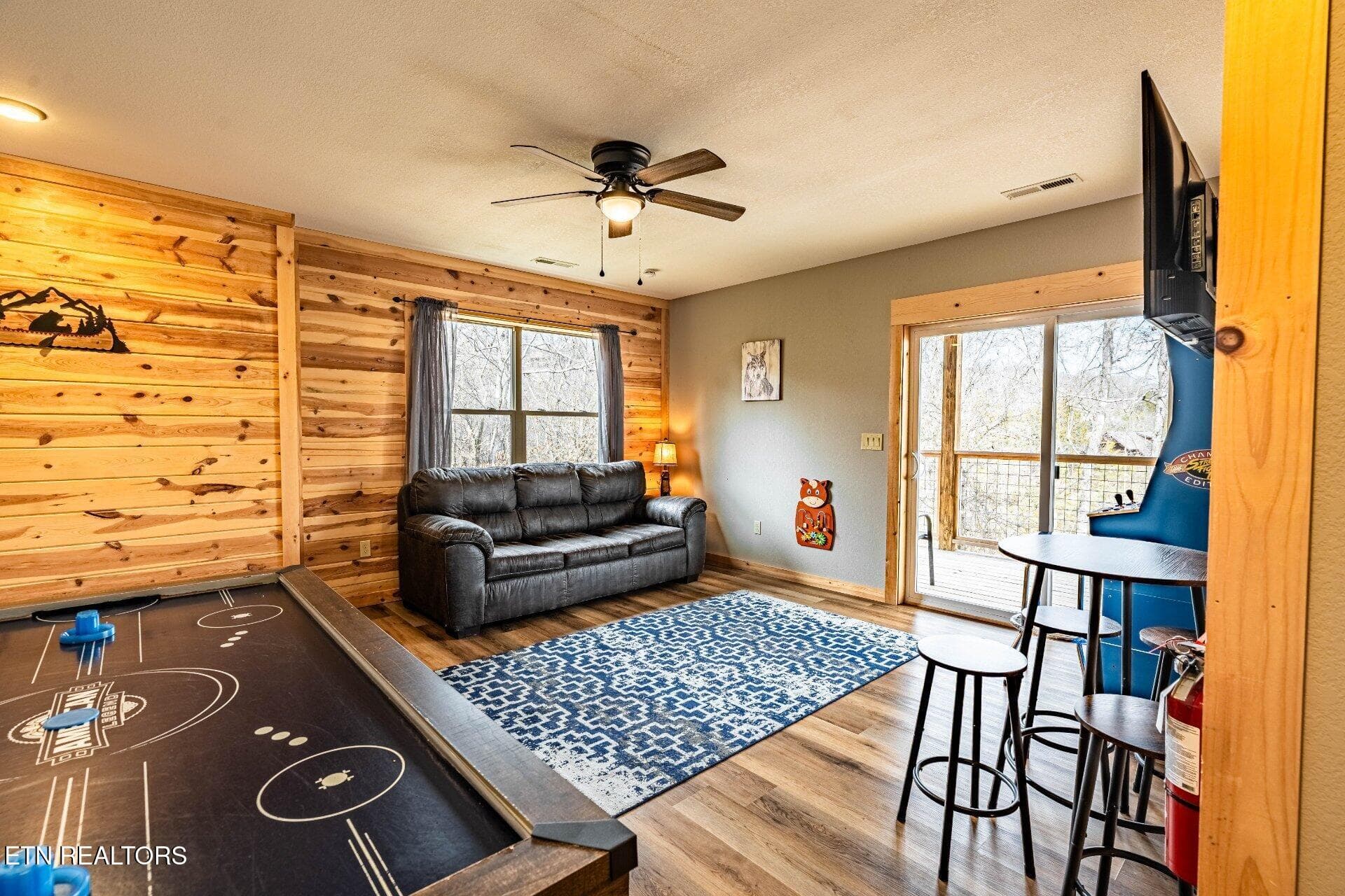 1771218916010_jsatoj - 2104 Eagle Feather Drive, Sevierville, TN 37876
