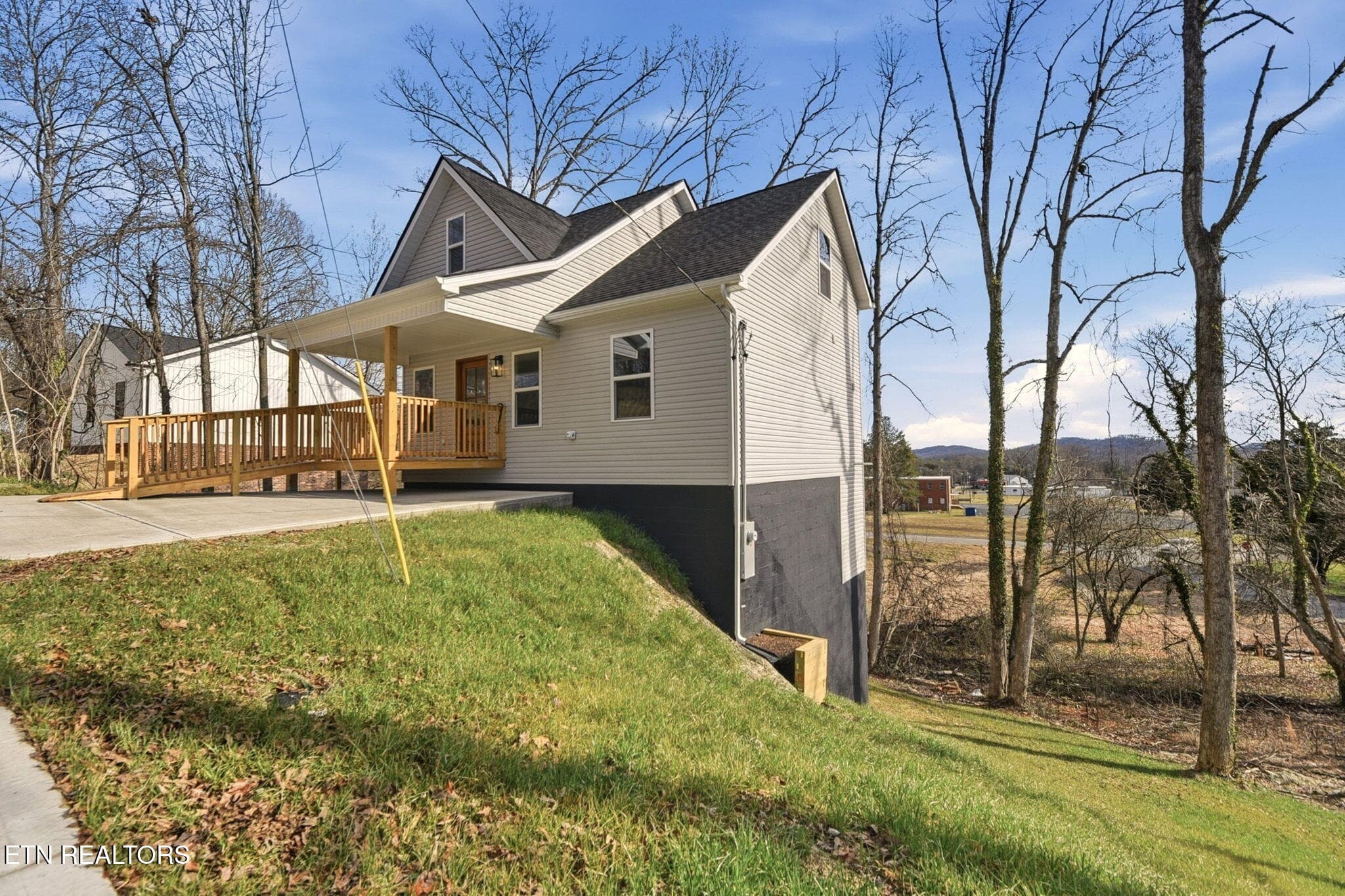 3-web-or-mls-Clfrn136 (8) - 136 California Ave, Oak Ridge, TN 37830