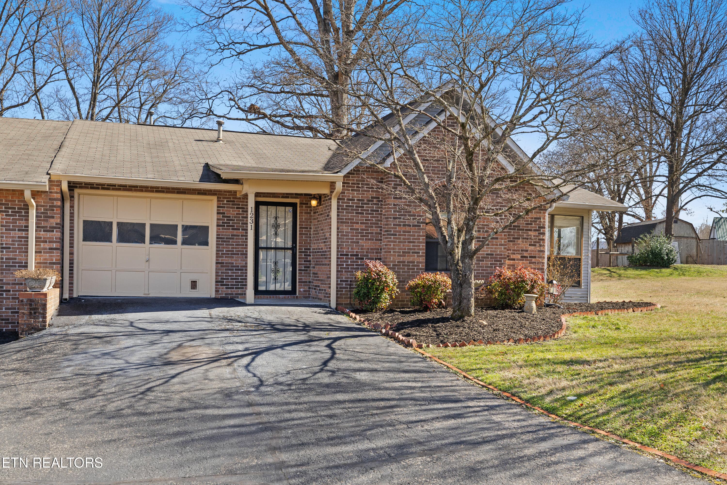 1231 Karina Circle, Maryville, TN 37804