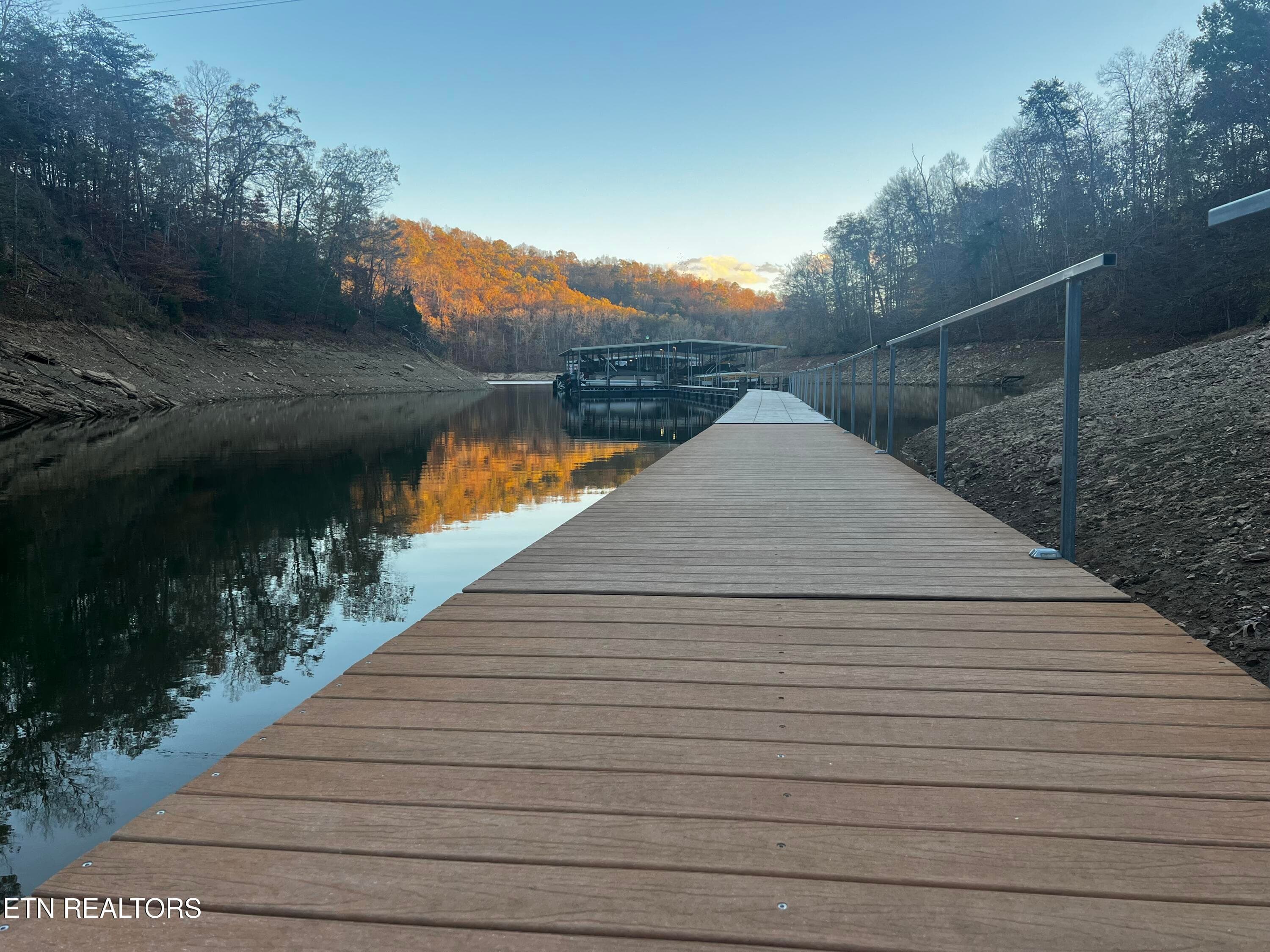 Community Boat Slips - Emerald Pt, Sharps Chapel, TN 37866