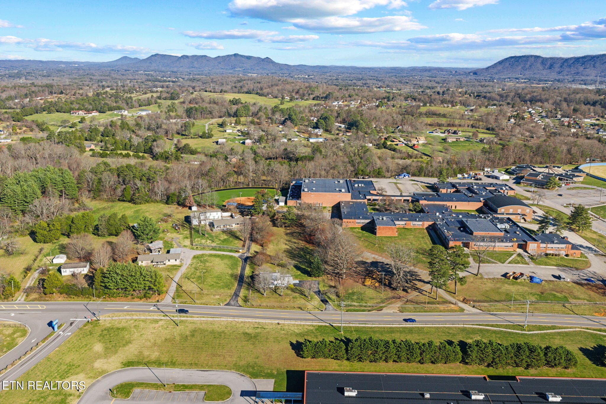 3-web-or-mls-7700 Tazwell--4 - 7700 Tazewell Pike, Corryton, TN 37721