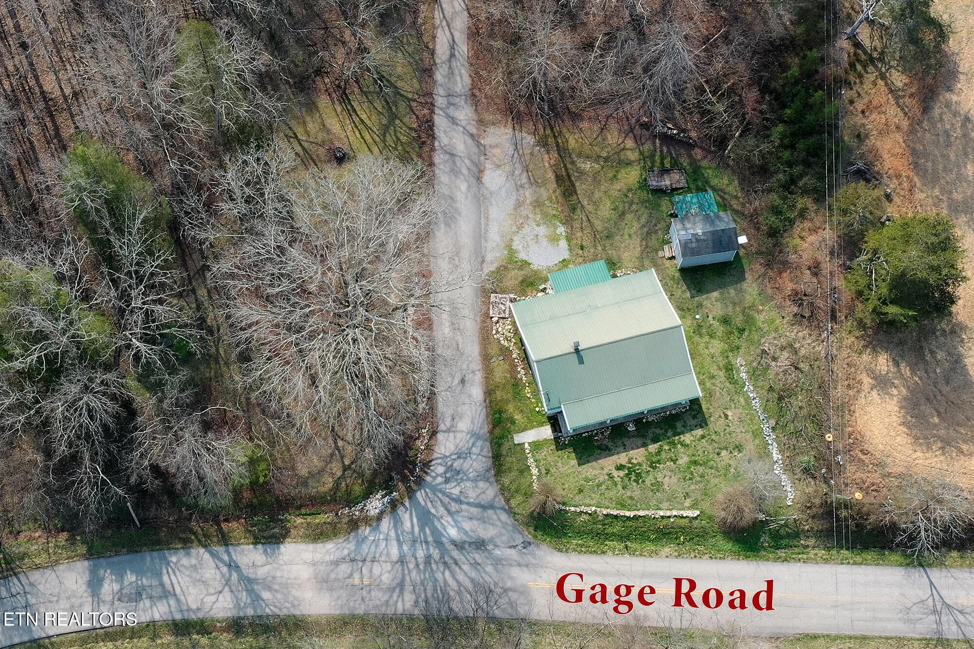 301 Gage N26_002 - 301 Gage Rd, Philadelphia, TN 37846