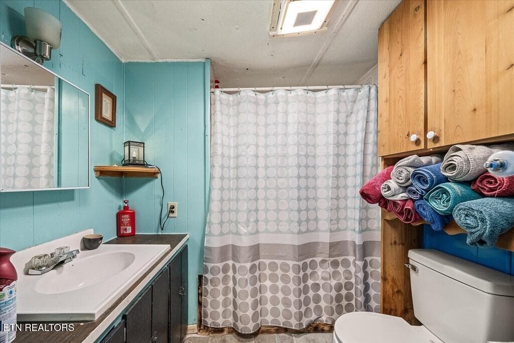 235522_27 - 618 Old Baker Mtn Rd, Spencer, TN 38585