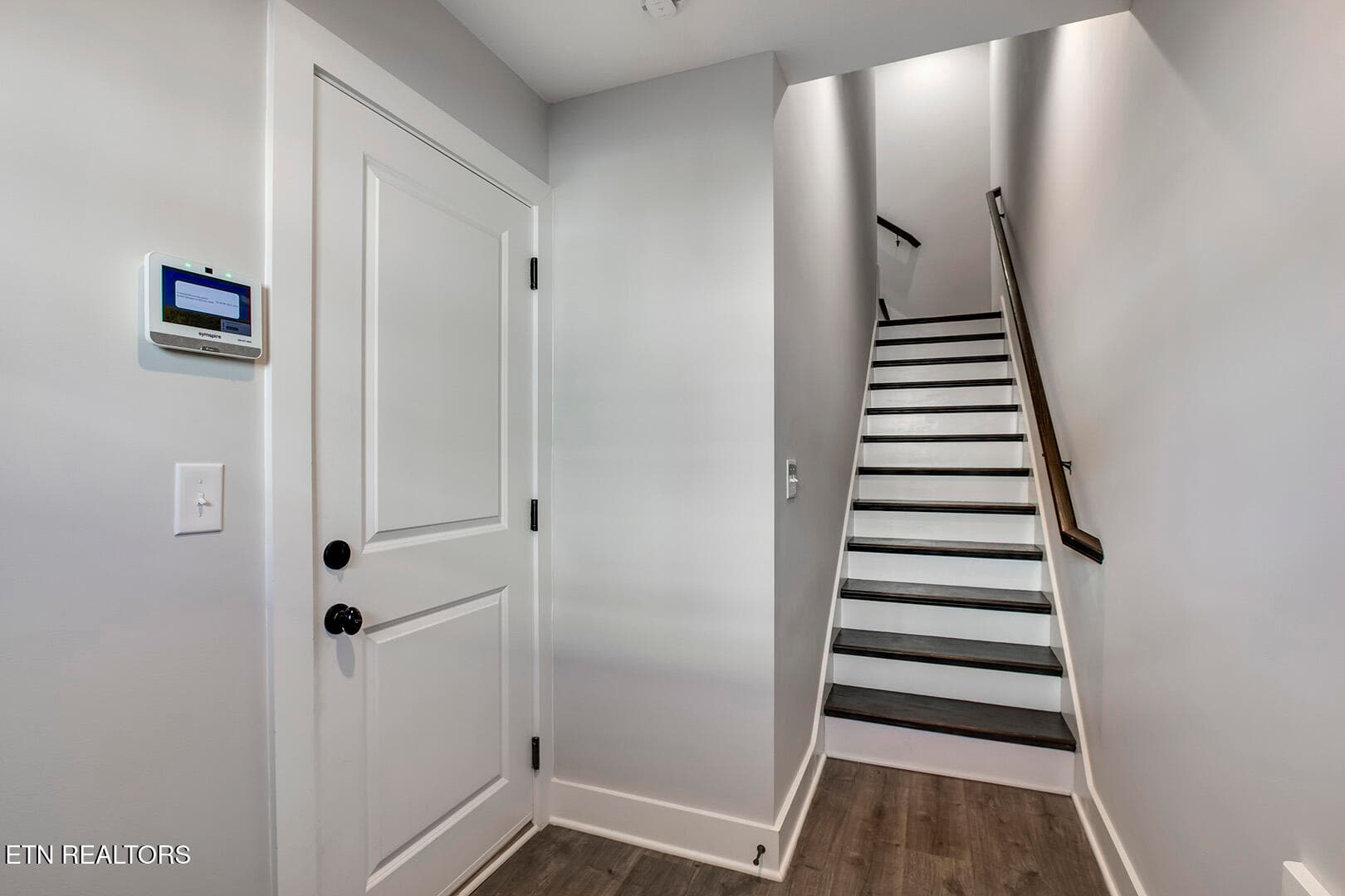 04_RiverForkWay_1108_EntryView - 1108 River Fork Way, Knoxville, TN 37920, Knoxville