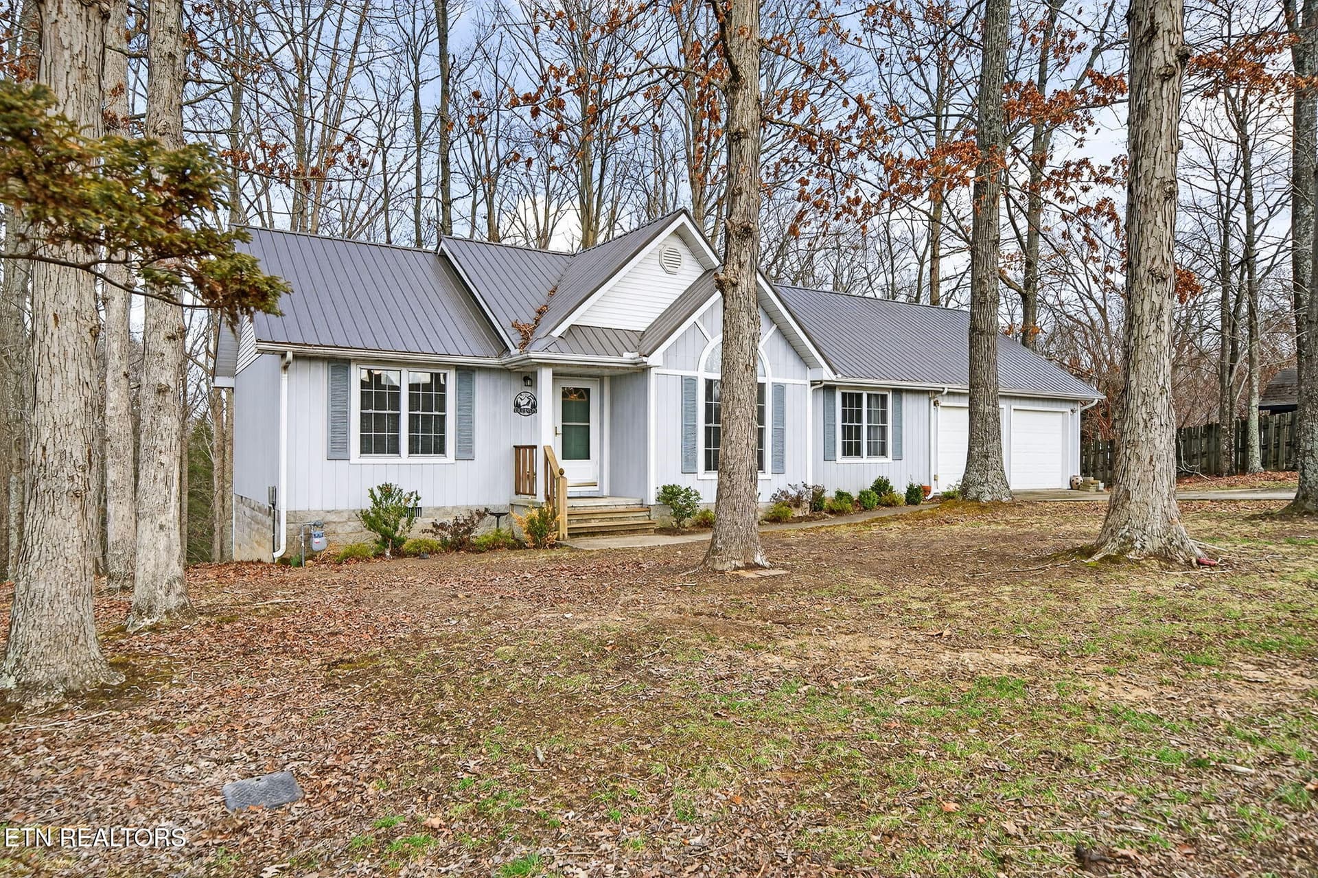 4-web-or-mls-1703 Perimeter Dr_018_TNPC - 1703 Perimeter Drive, Jamestown, TN 38556