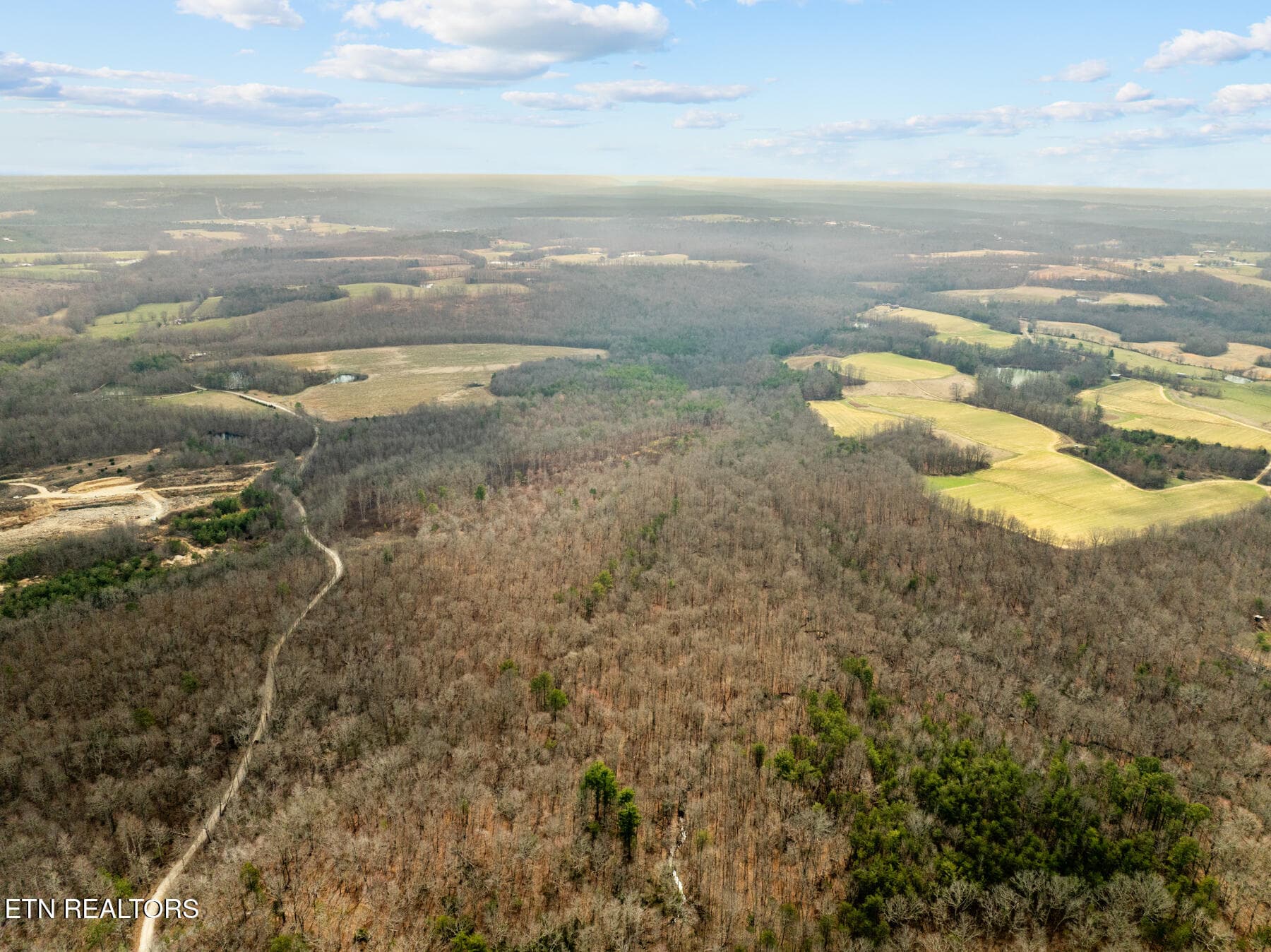 Pikeville TN 20 acres (14) - 20 acres Barbee Cemetery Rd, Pikeville, TN 37367