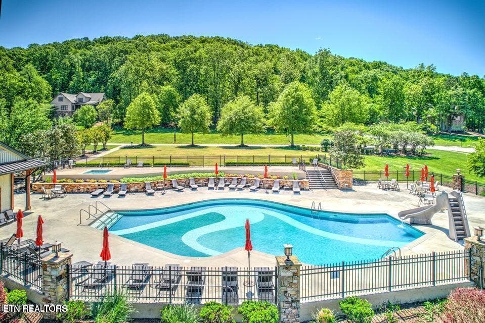 Pool - 2594 Chestnut Lane, Loudon, TN 37774