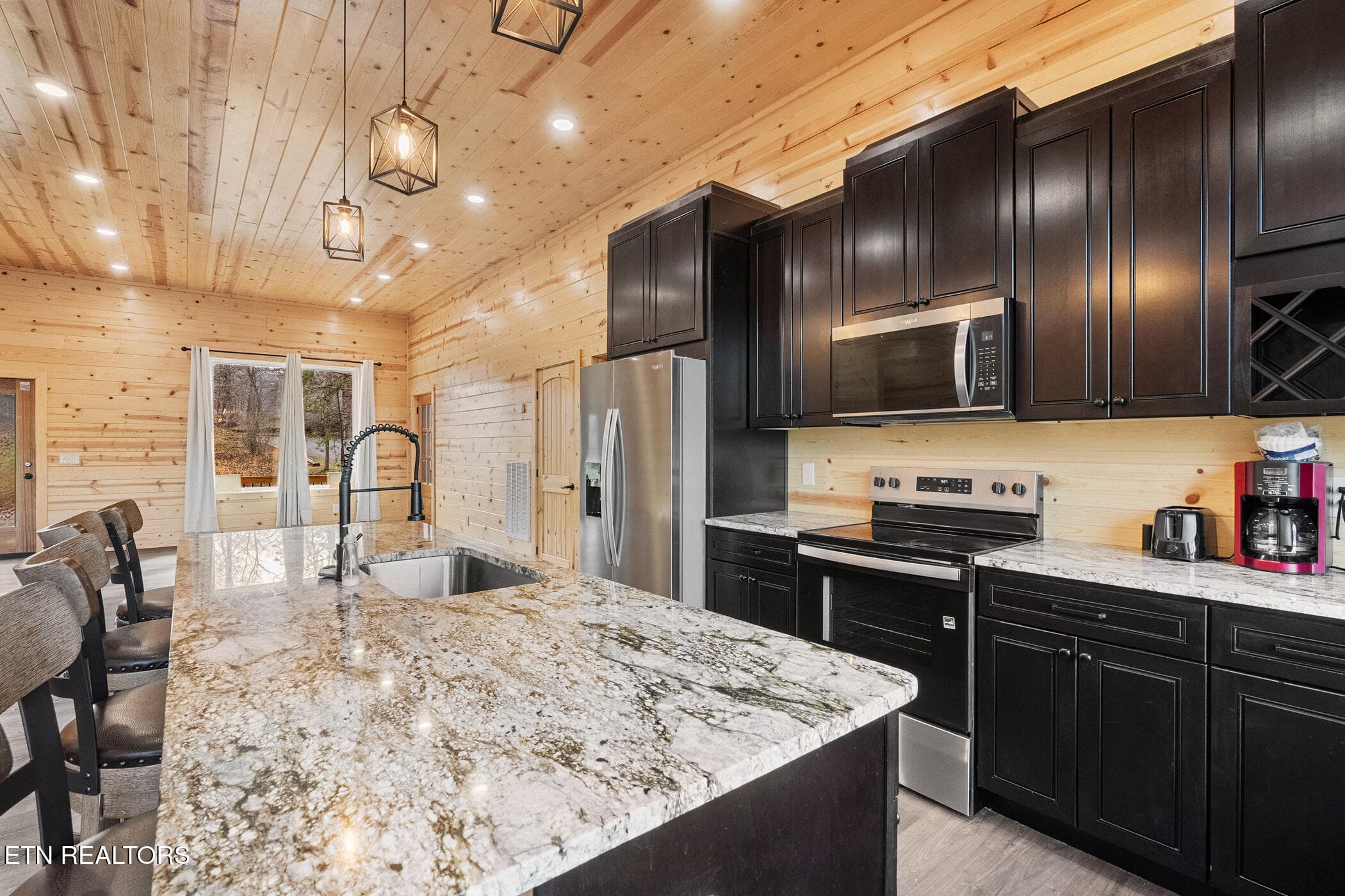 dsc00993 - 2749 Owls Cove Way, Sevierville, TN 37862