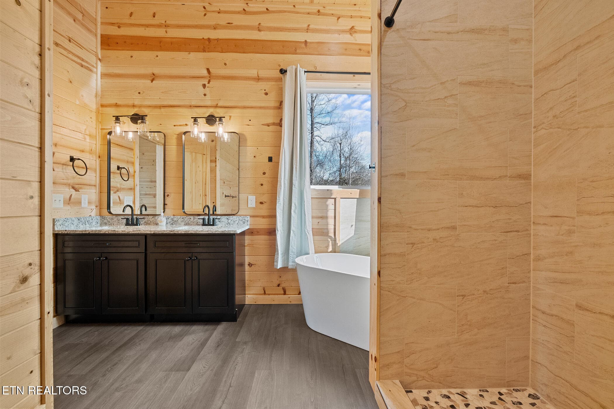 dsc01058 - 2749 Owls Cove Way, Sevierville, TN 37862