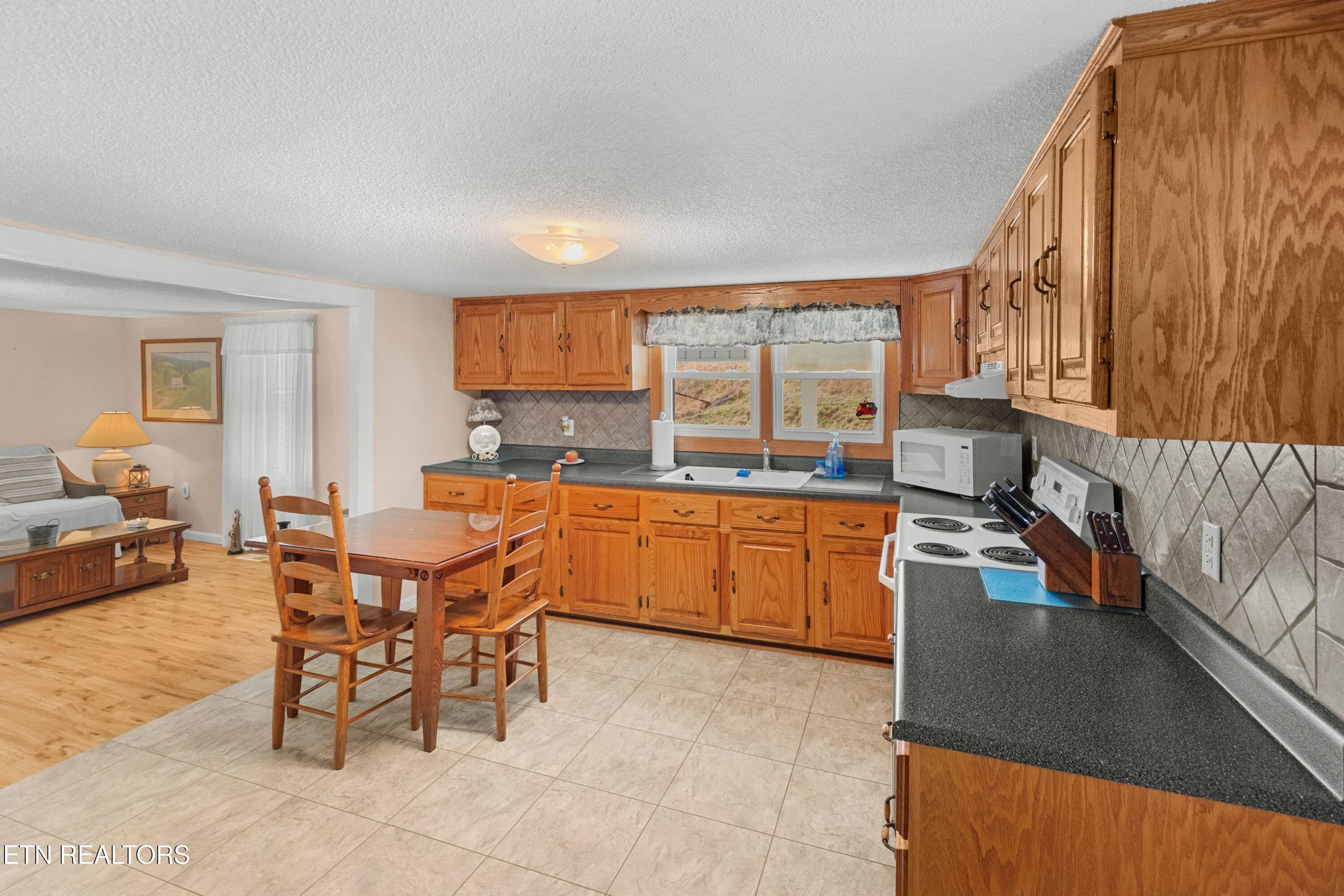 083-2218RebelHollowRoad-Tazewell-TN-3787 - 2218 Rebel Hollow Rd, Tazewell, TN 37879