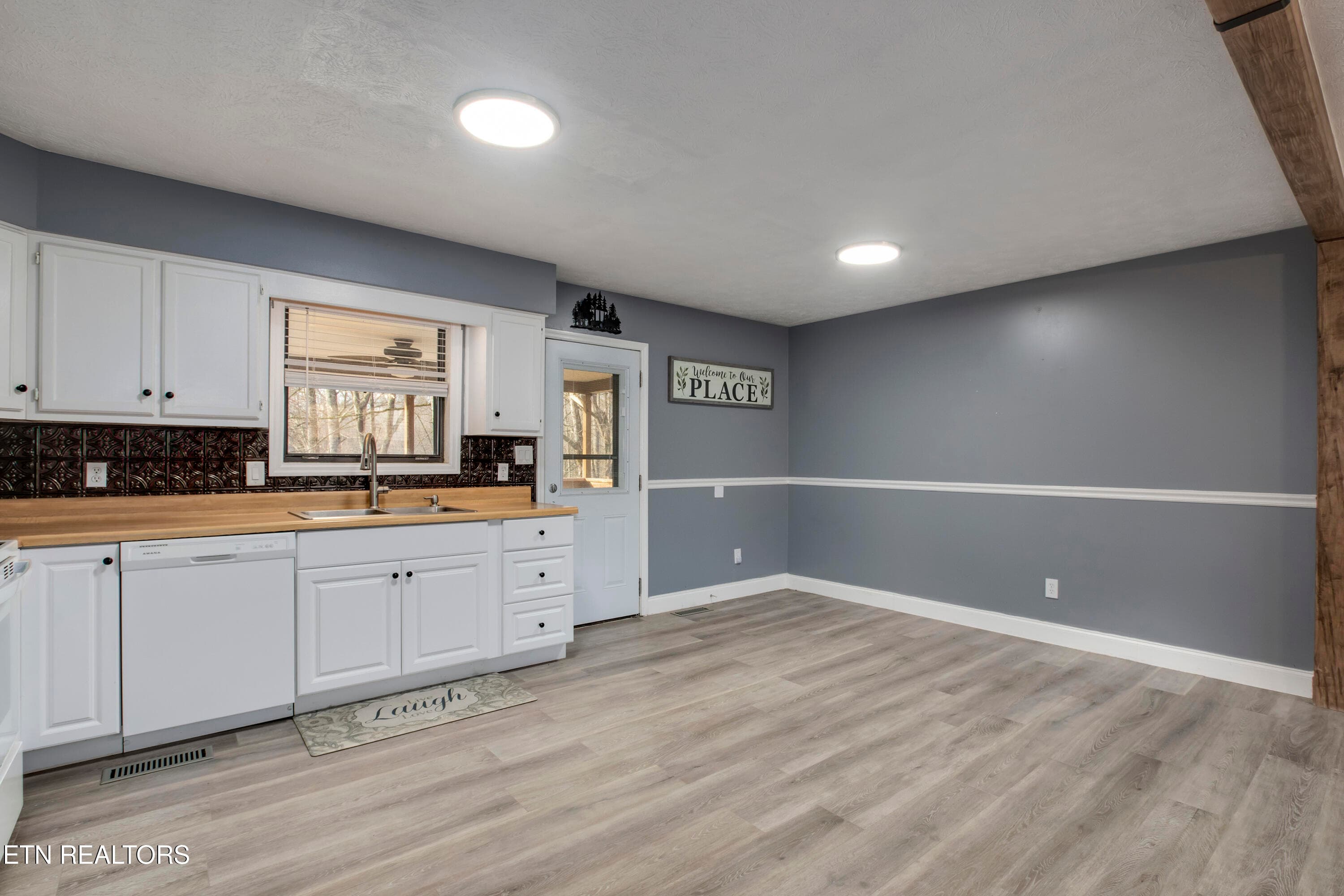 10_SourdoughHollowRoad_521_Kitchen-Dinin - 521 Sourdough Hollow Rd, Kodak, TN 37764