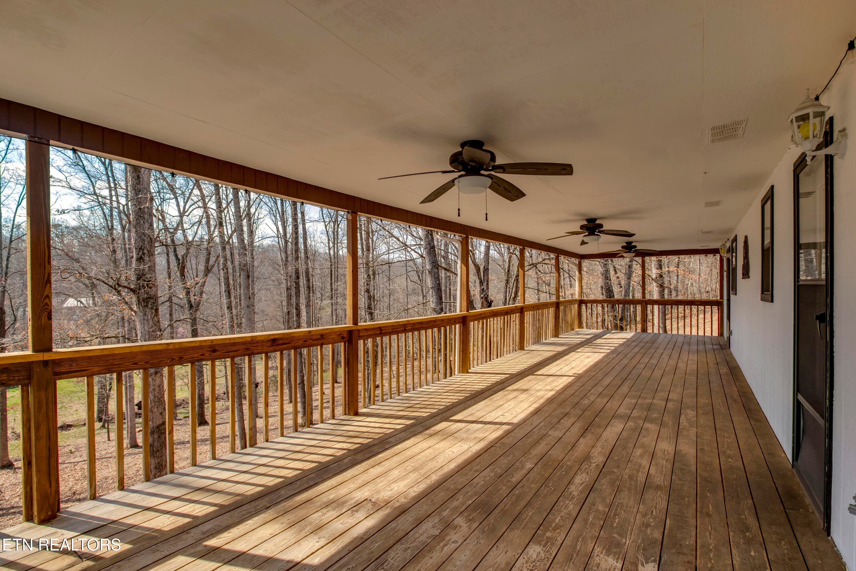 13_SourdoughHollowRoad_521_MainBackPorch - 521 Sourdough Hollow Rd, Kodak, TN 37764